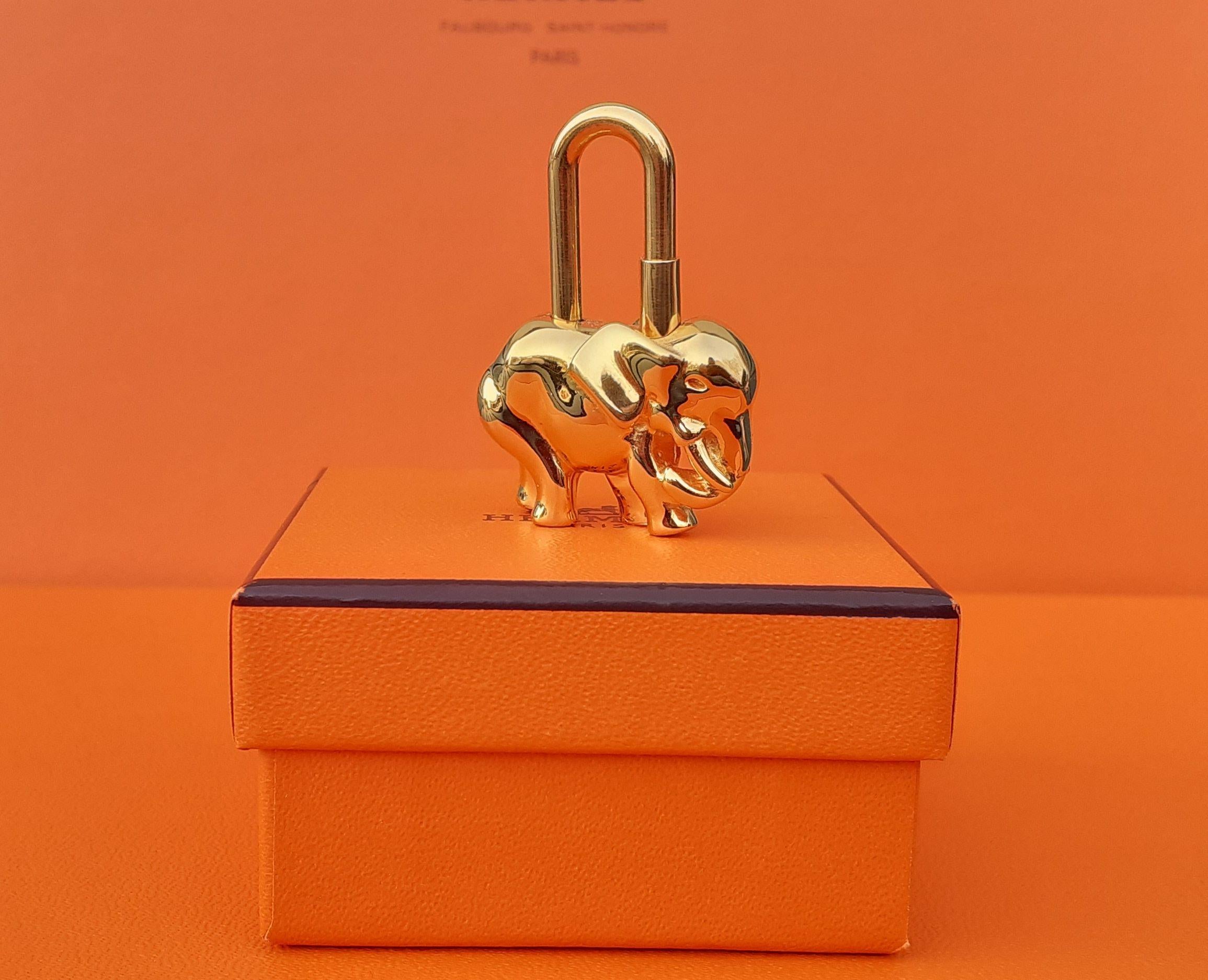 Women's Cute Hermès Cadenas Lock Key Holder Elephant Gold Plated Metal