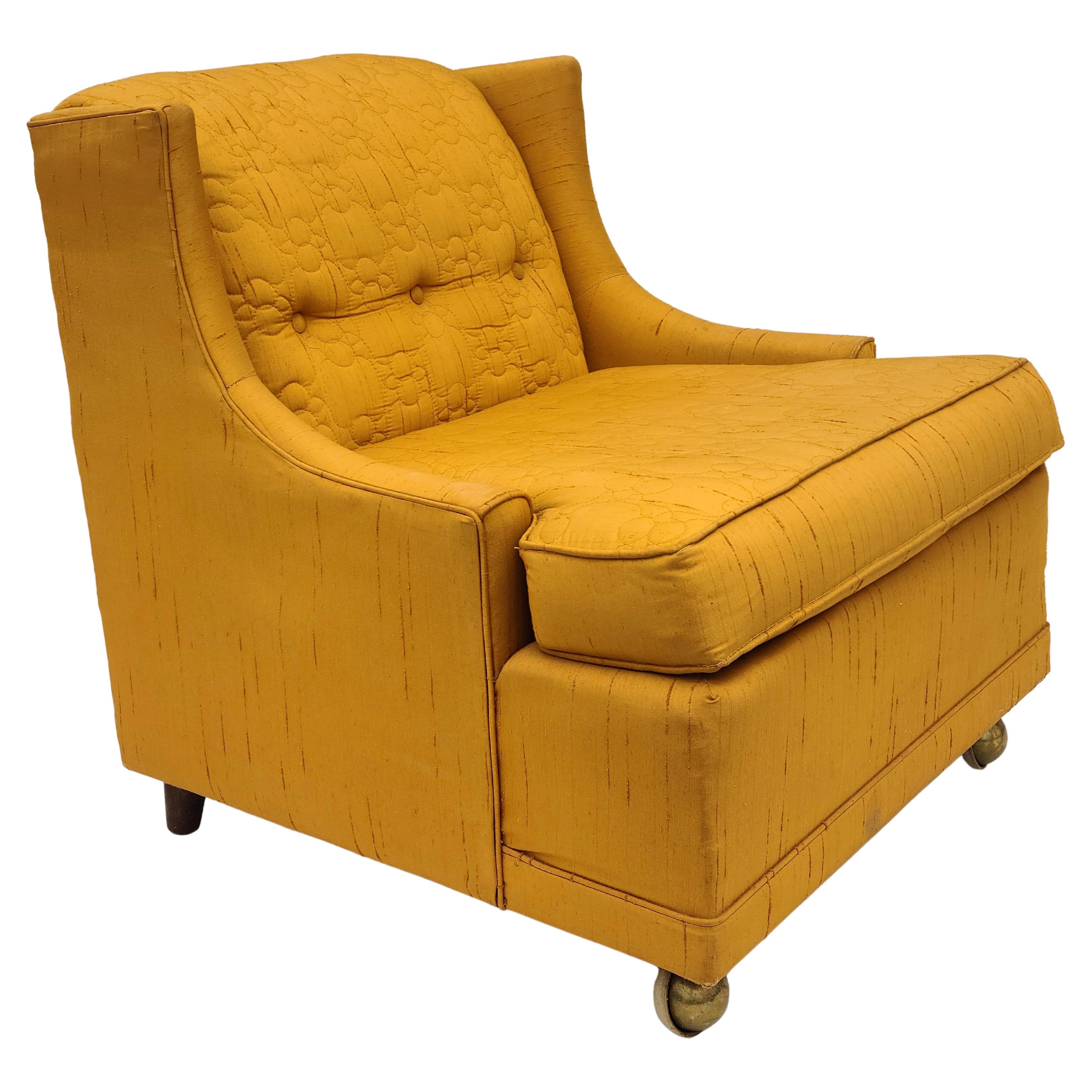 Cute Low Lounge Chair by Kroehler Mid Century Modern For Sale