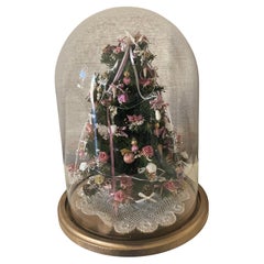 Mignon sapin de Noël miniature avec Lights dans un Globe par Bridget Mcguartney