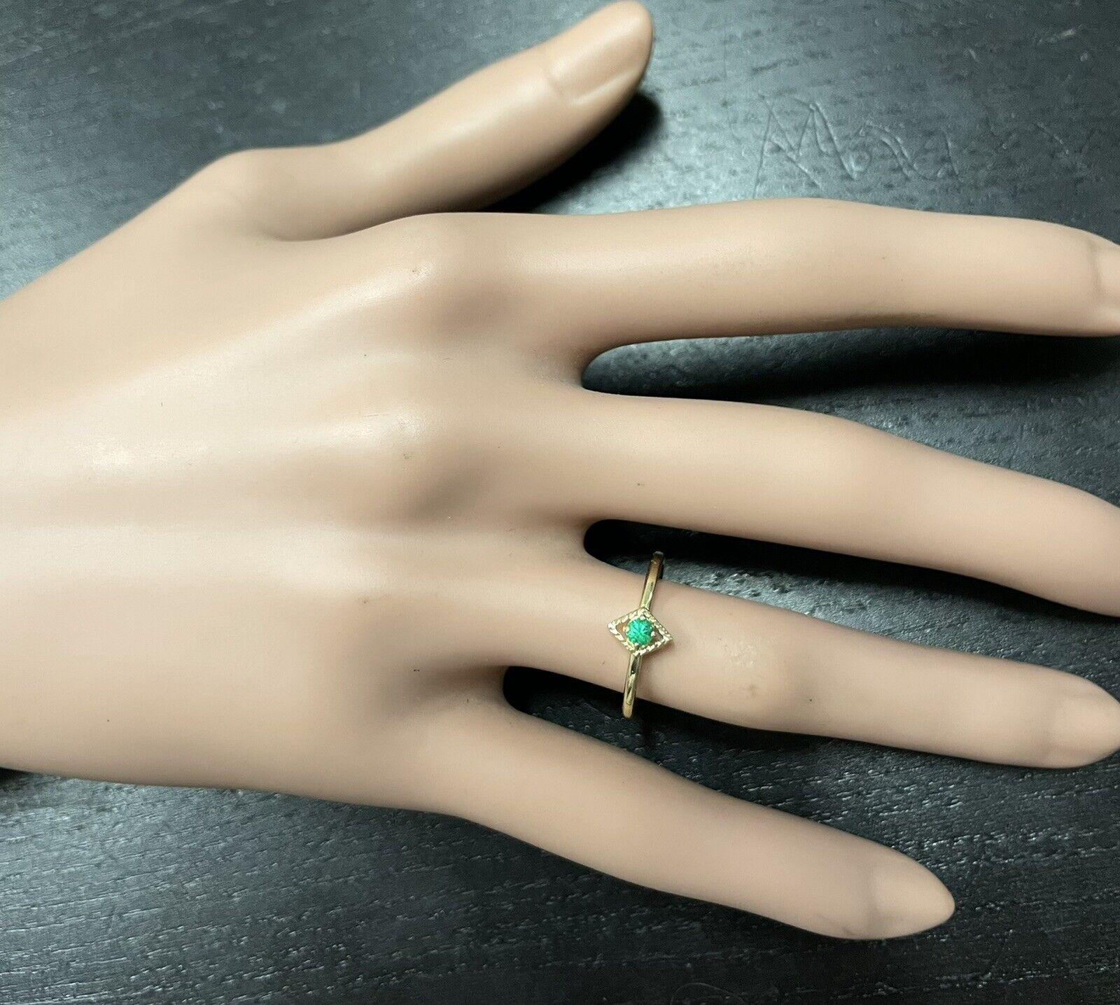 Cute Natural Emerald 14K Solid Yellow Gold Ring For Sale 1