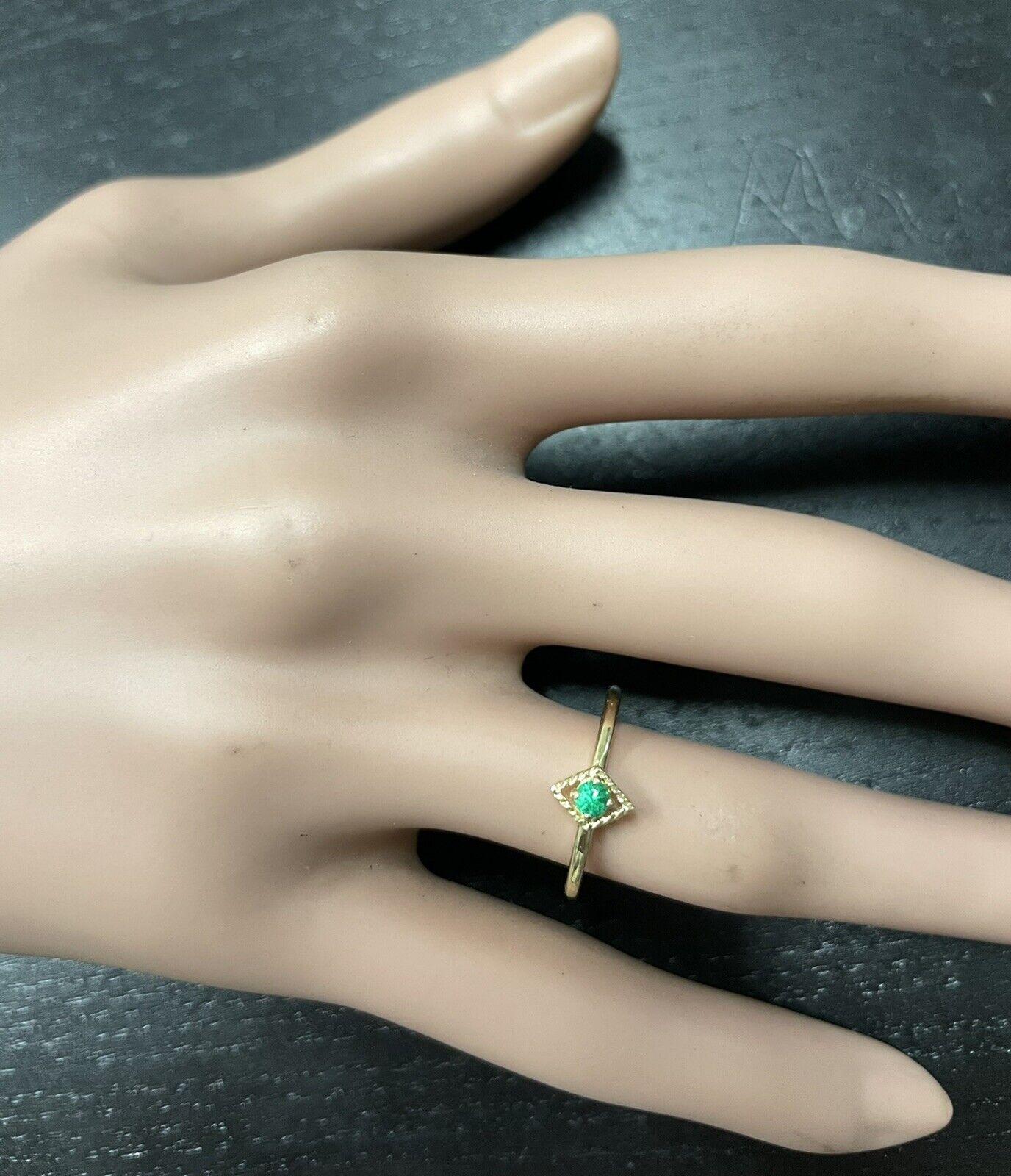 Cute Natural Emerald 14K Solid Yellow Gold Ring For Sale 3