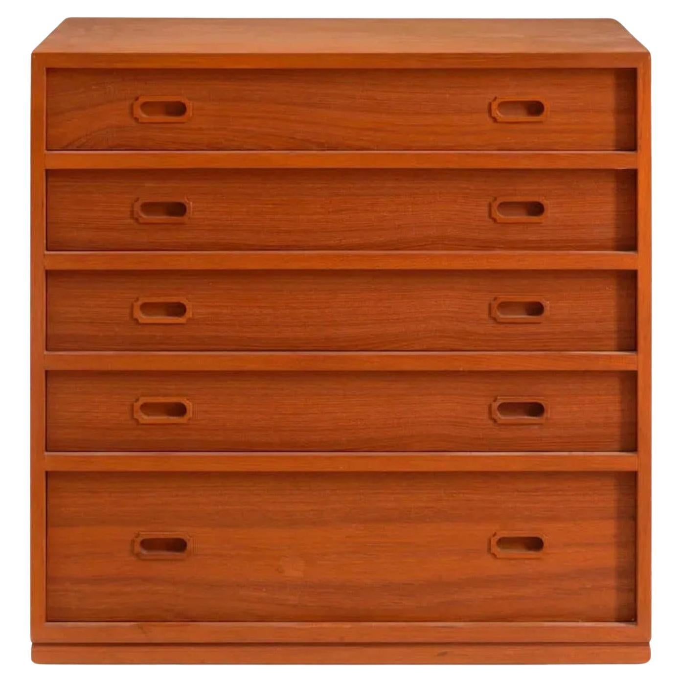 Cute Petite Danish modern teak 5 Schublade Kommode