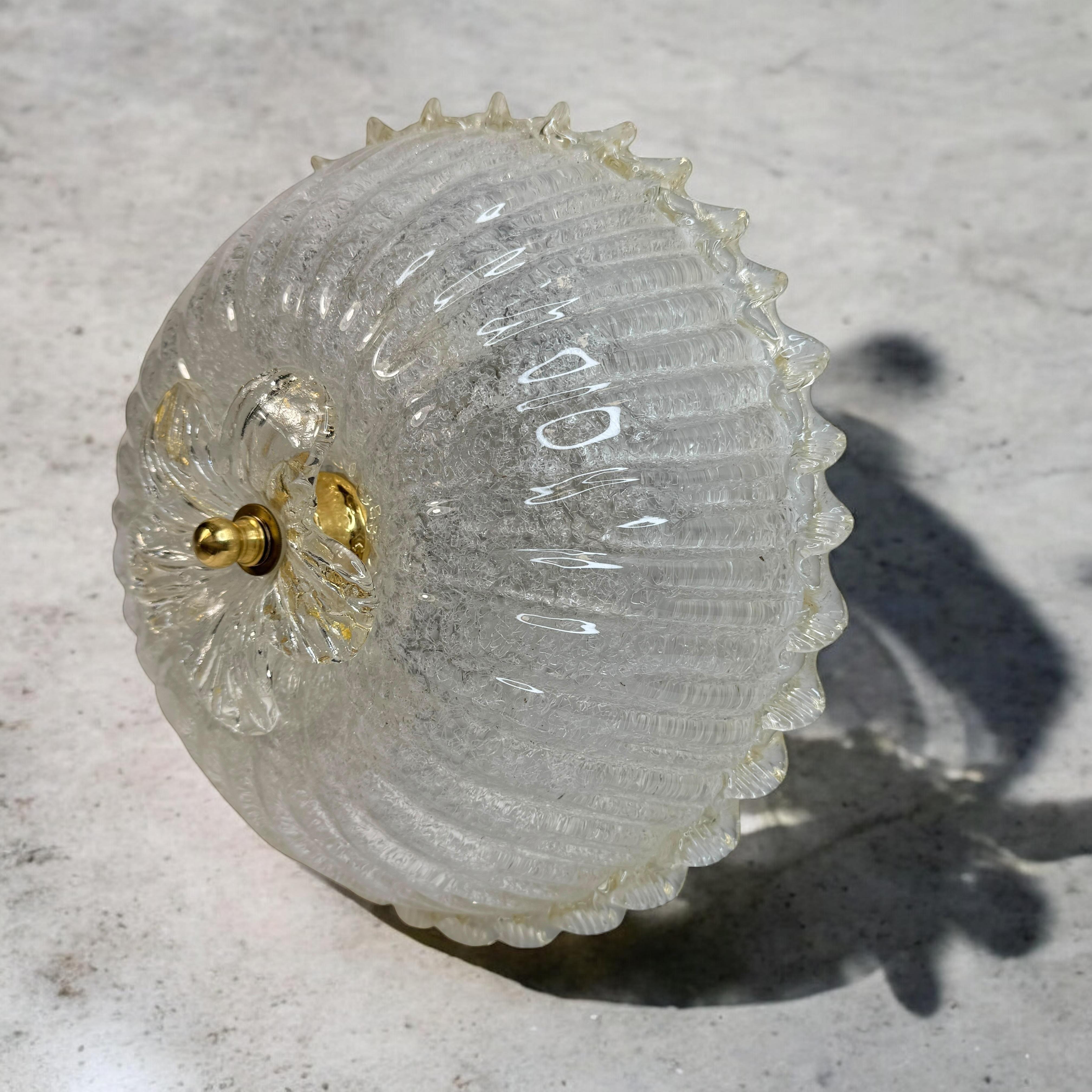 Niedliche Petite Murano Glas & Messing Flush Mount Barovier & Toso Stil 1980er Jahre Italien 9
