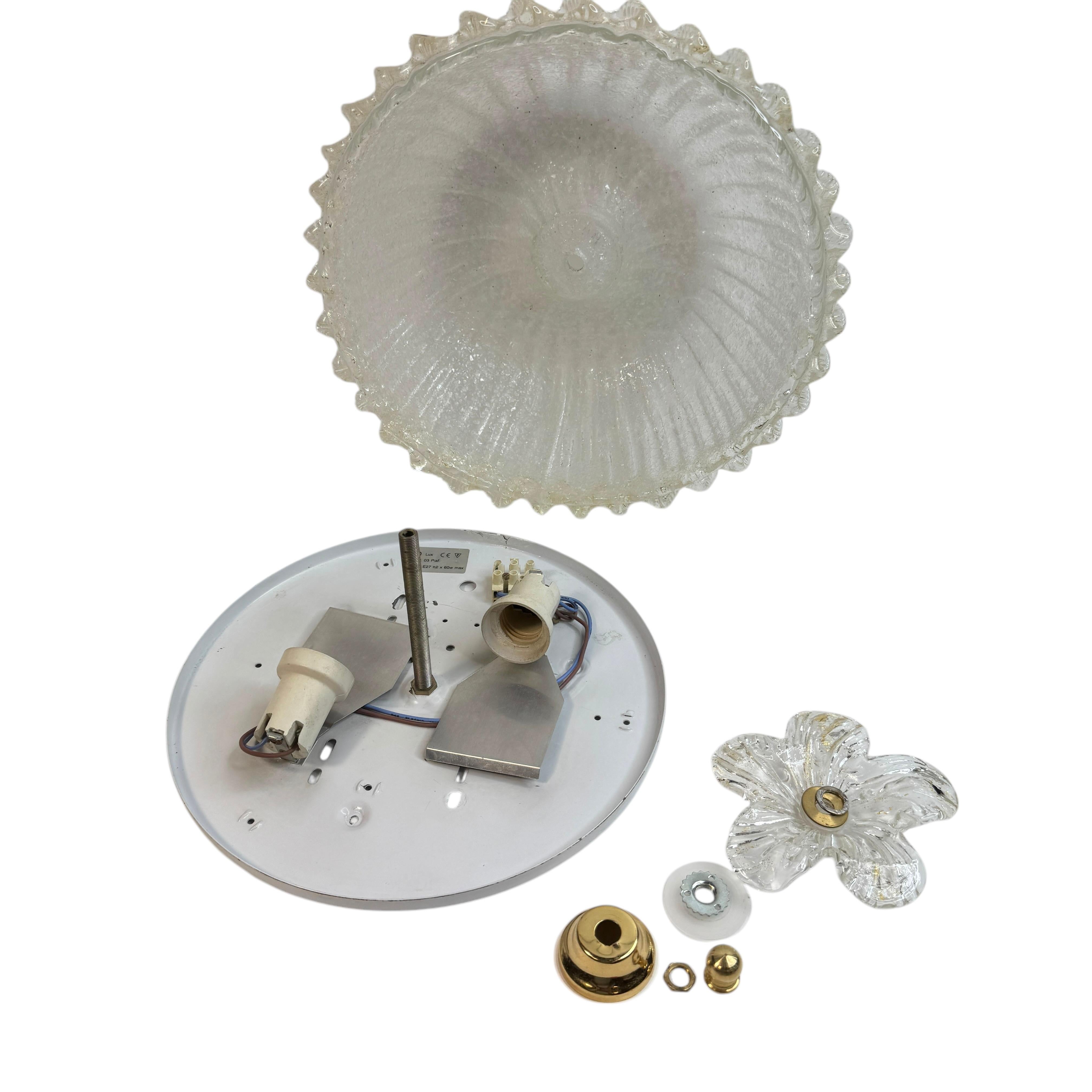 Niedliche Petite Murano Glas & Messing Flush Mount Barovier & Toso Stil 1980er Jahre Italien 1
