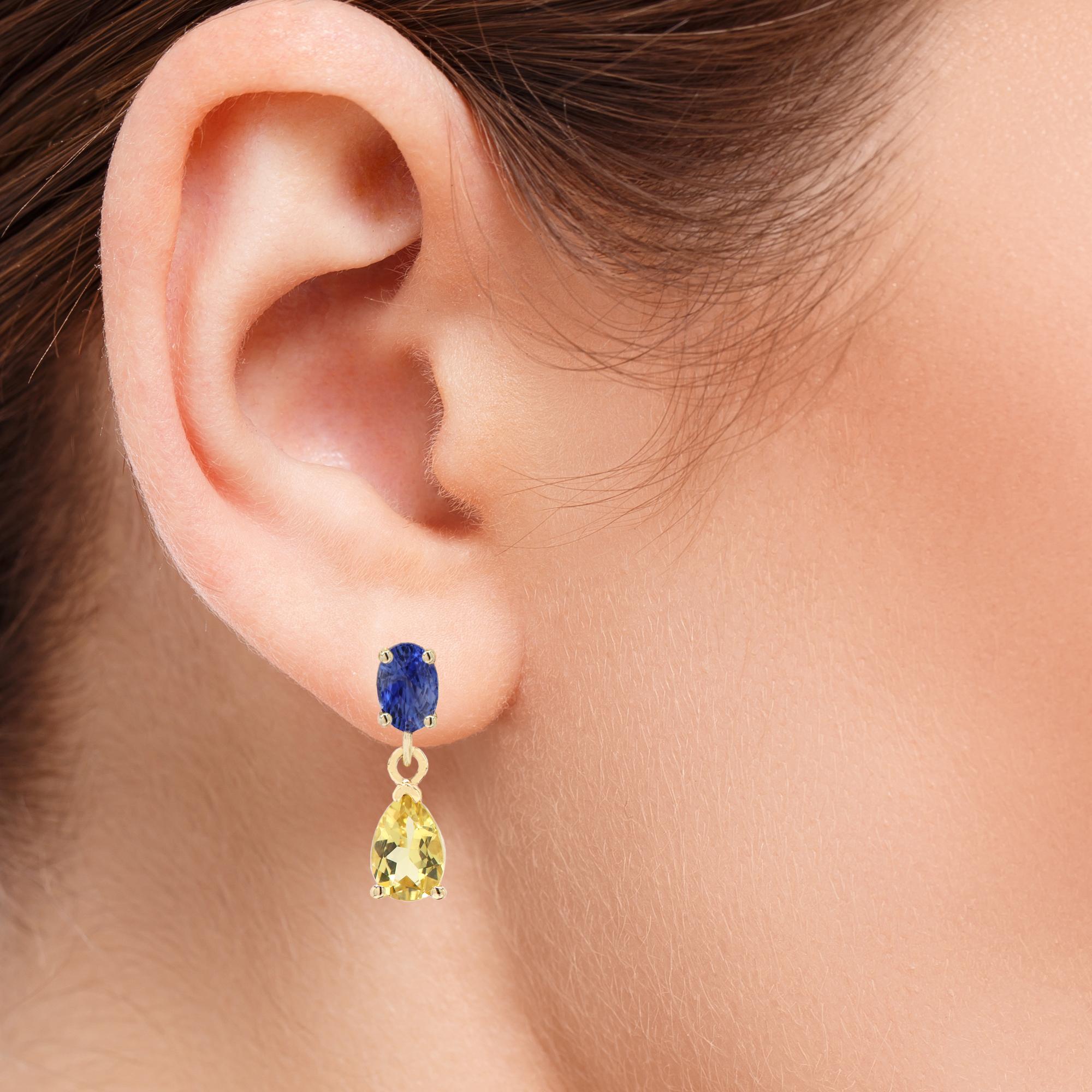 Cute Small Dangle Earrings 14 Karat Yellow Gold Blue Sapphire and Citrine For Sale 3