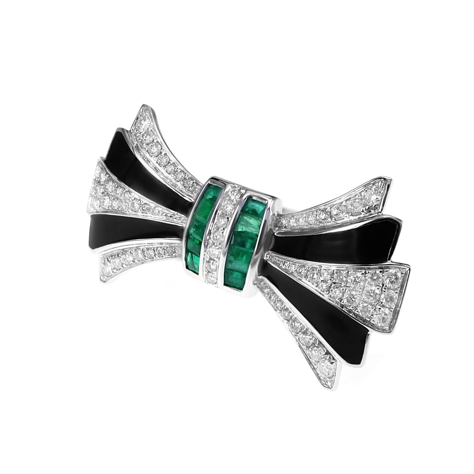 A cute ring for all ages inspired by a Bow using 0.72 carats of vivid green emerald and 0.71 carats of white round brilliant diamond. The ring also has 0.55 carats of Onyx. The details of the ring is mentioned below:
Color: F
Clarity: Vs
Ring Size: