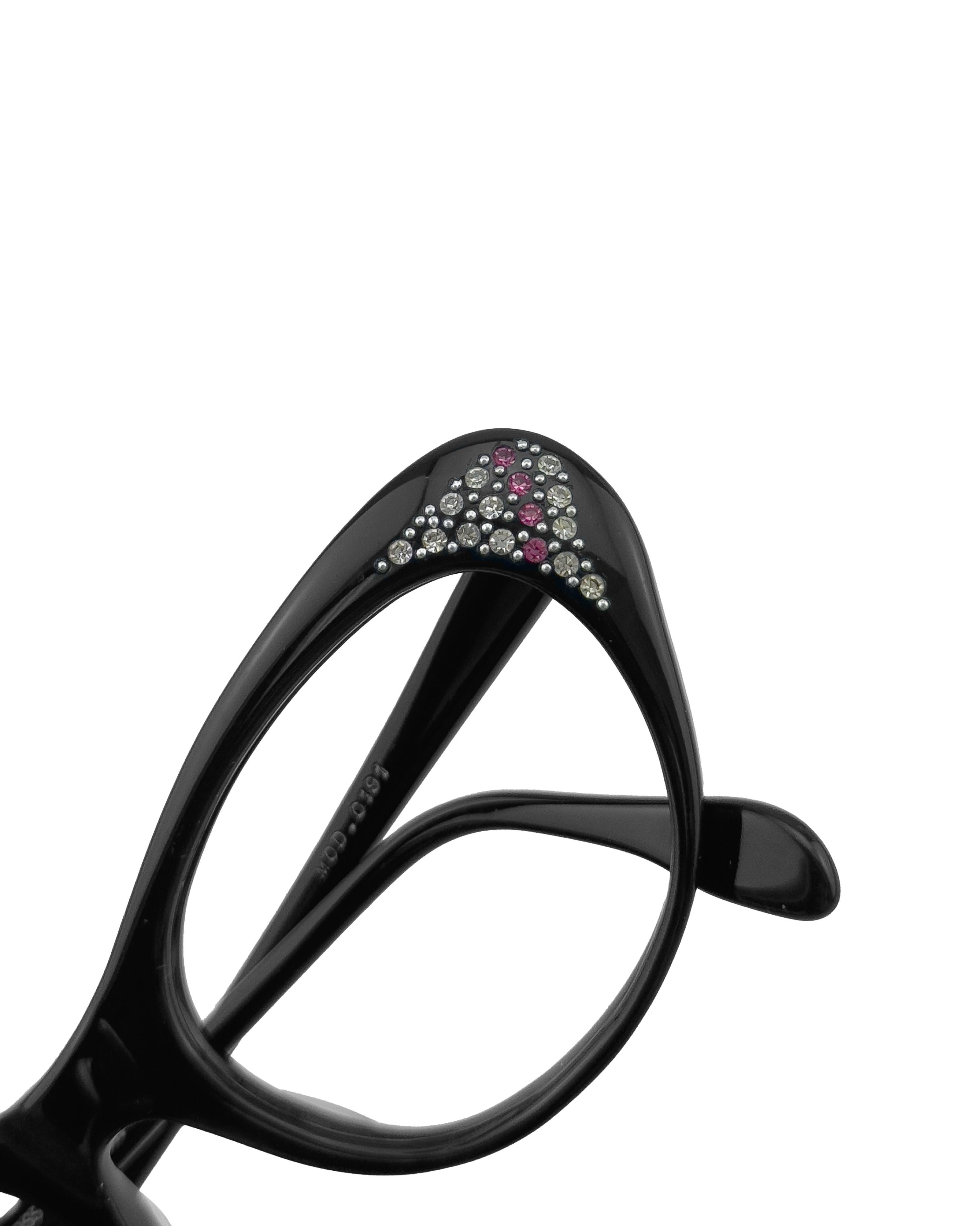 Cutler and Gross Black Frame In Good Condition For Sale In Toronto, Ontario