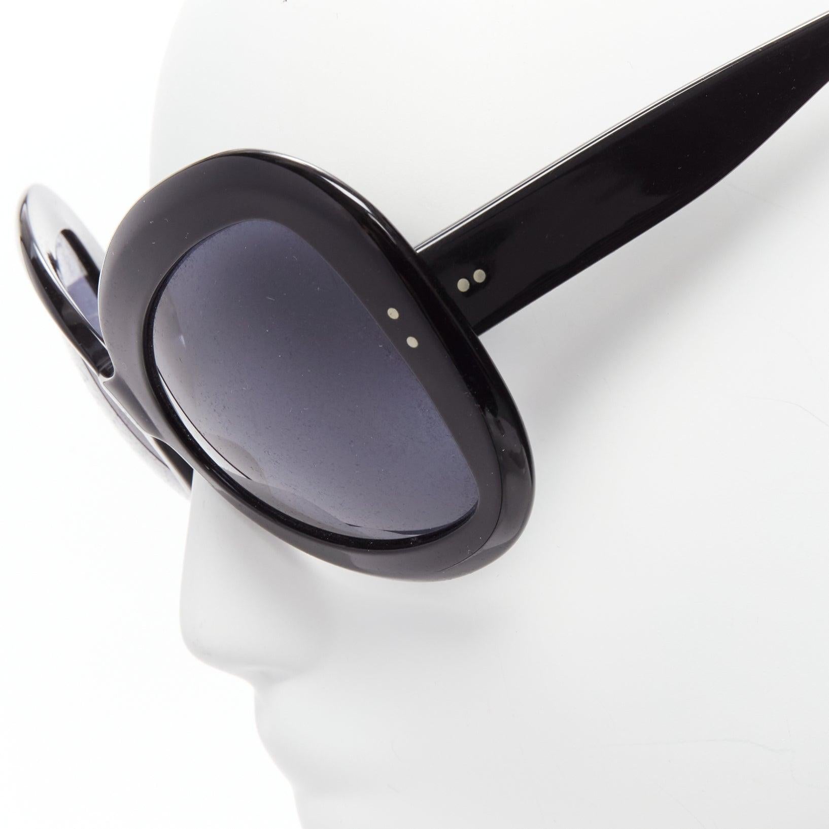 CUTLER AND GROSS M0812 black grey lens butterfly bug eye sunglasses
Reference: BSHW/A00101
Brand: Cutler and Gross
Model: M0812
Material: Acrylic
Color: Black, Grey
Pattern: Solid
Lining: Black Acrylic
Extra Details: Side