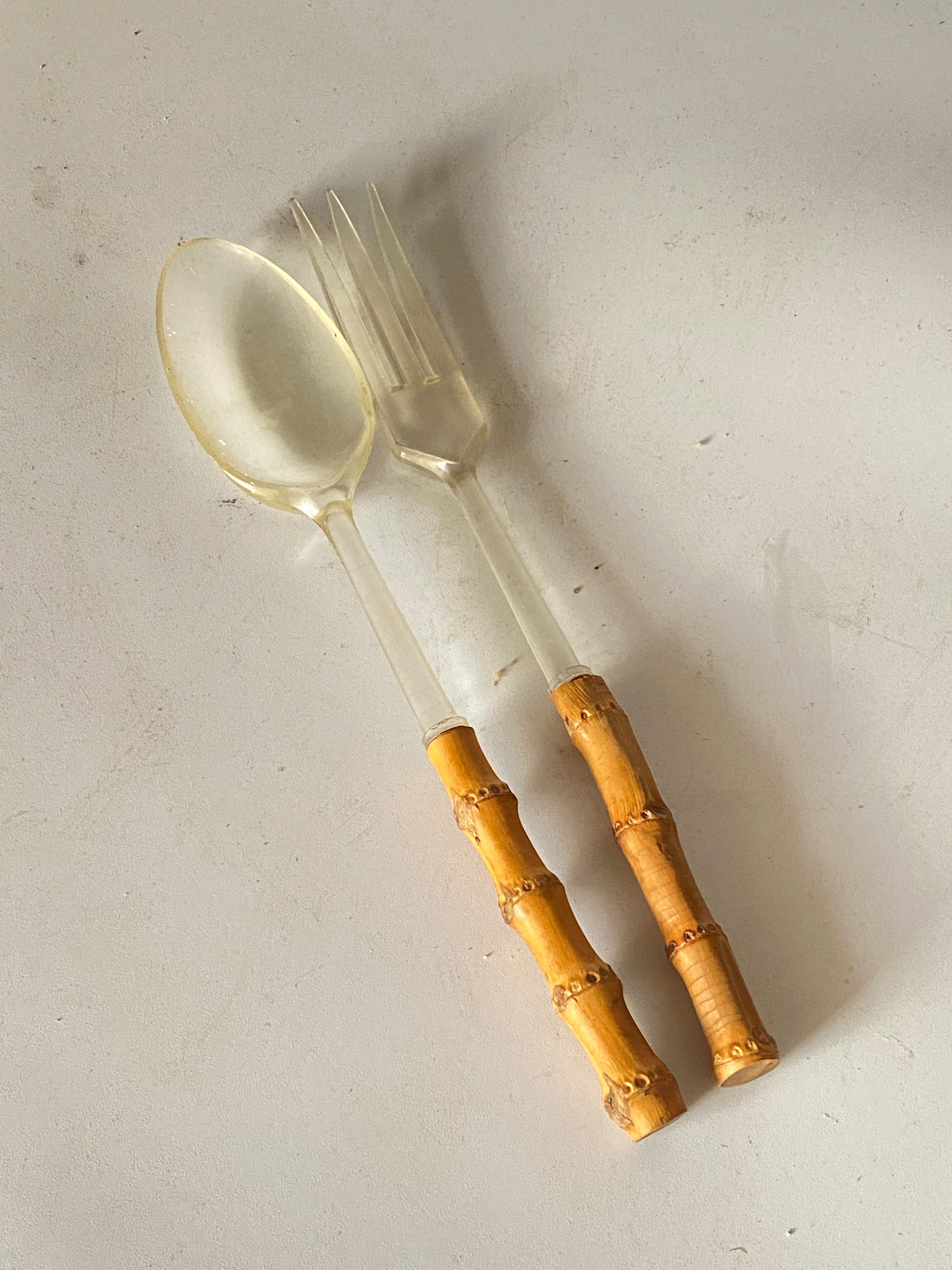 Besteck Frankreich 1970, Gabel und Messer 2 Teile für Salatbesteck aus Bambusimitat (Ende des 20. Jahrhunderts) im Angebot