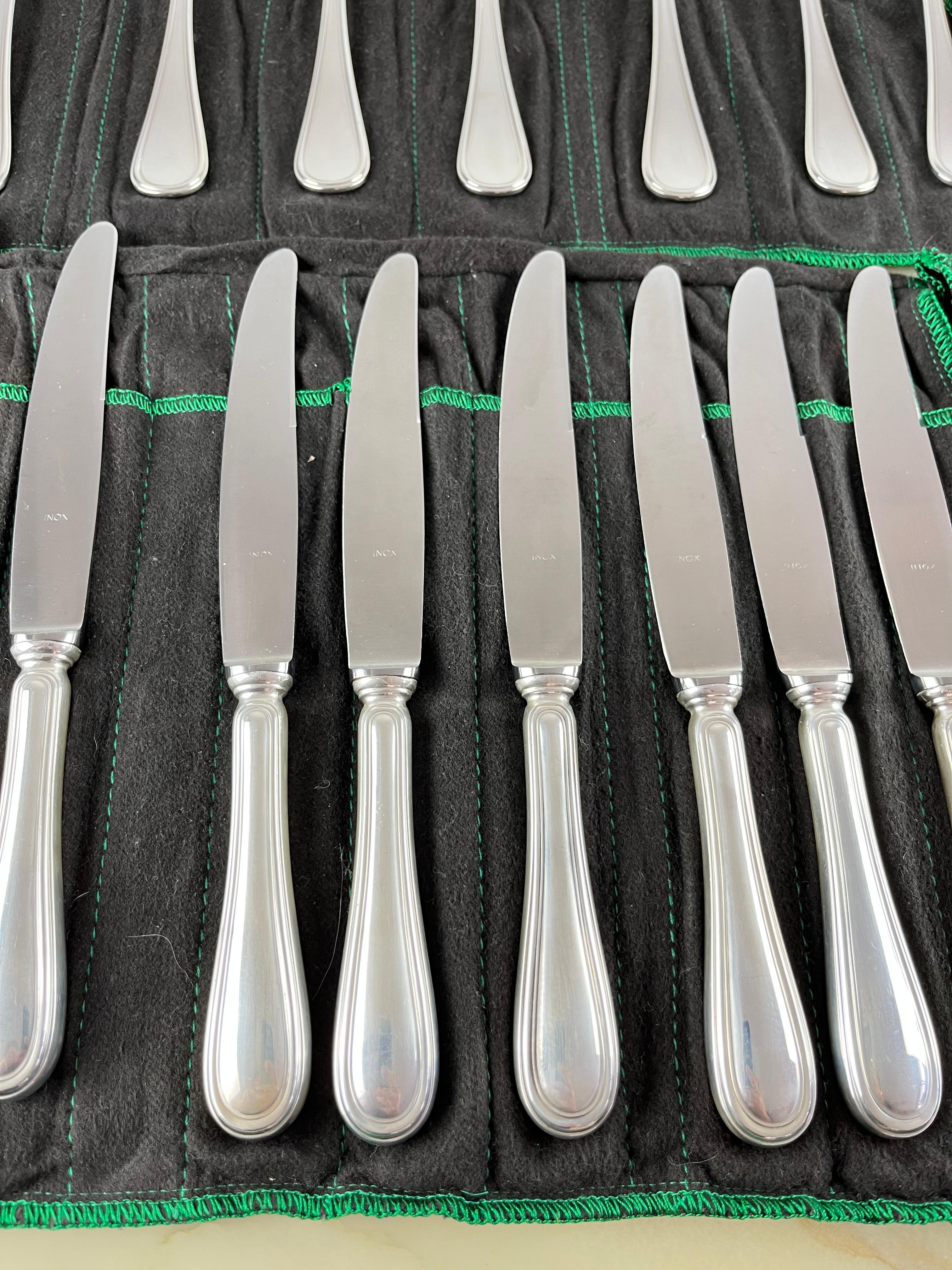 Cutlery service
 101 pieces of 800 silver, English Style, Italy, 1990s, Zaramella silverware.
The peculiarity of this service is to have 24 table forks.
Gross weight gr. 7310.00. The weight of the silver alone is 5658.00 grams. All the pieces are