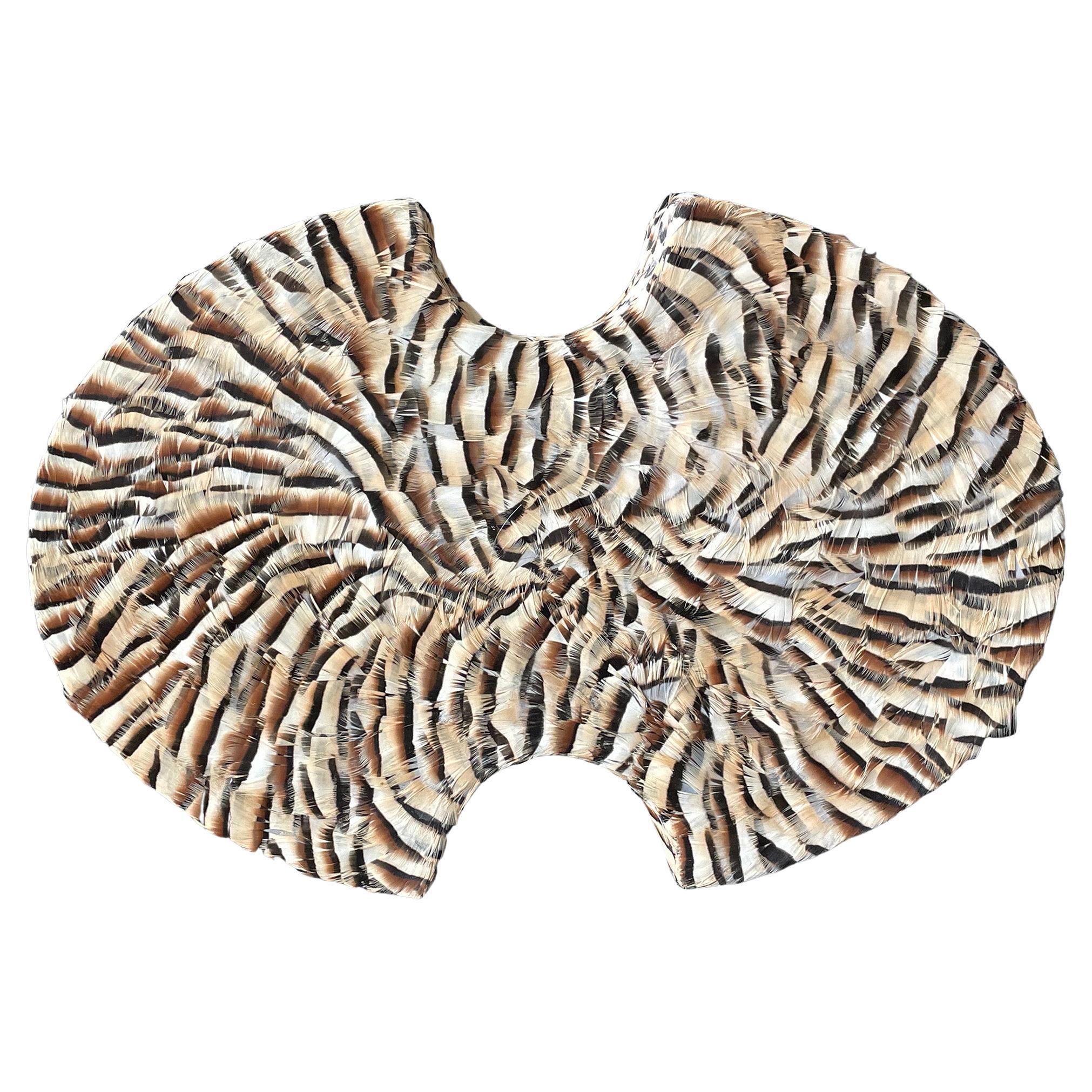 Boîte à plumes Partridge laquée "Cutout Oval" en vente