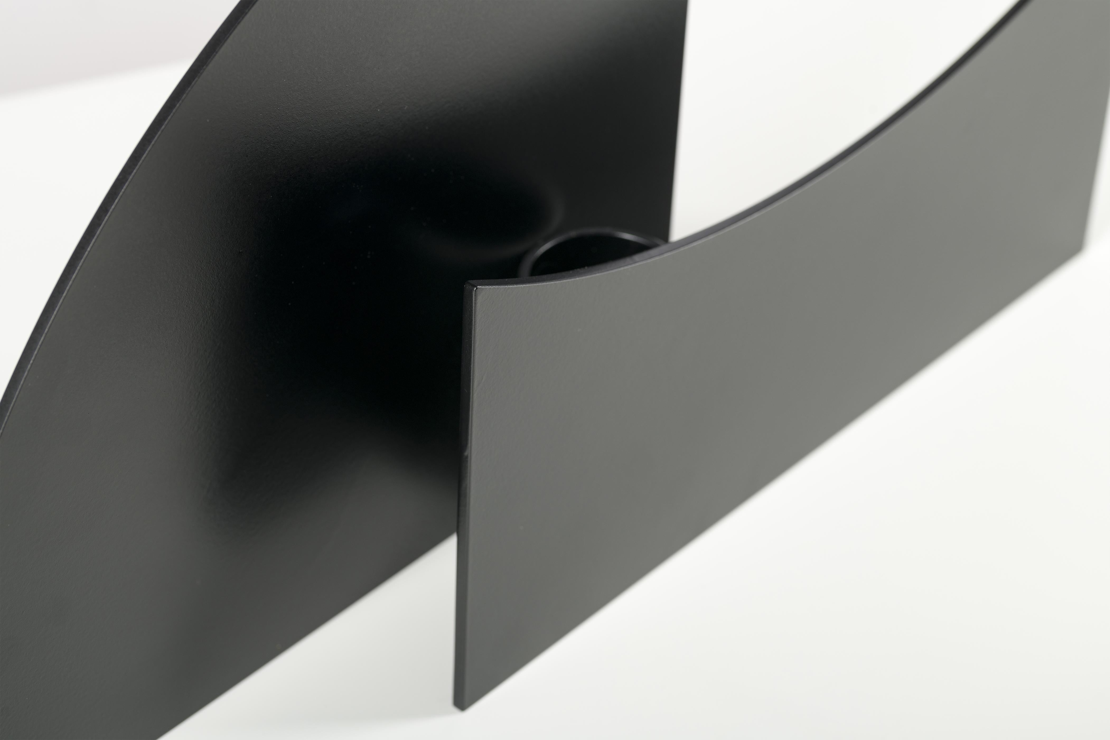 Varnished Cutout V03, Contemporary Black Metal Sculptural Vase by Millim Studio For Sale