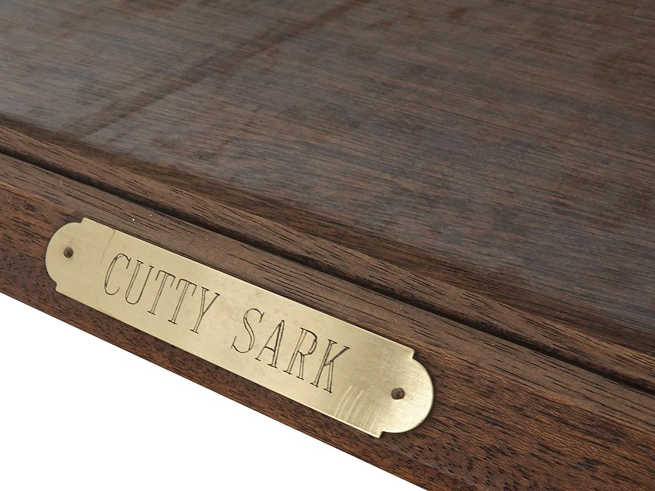 Cutty Sark Ship Model In Glass Case - Amazing Detail For Sale 1