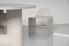 "Cuzco Chair" chaise minimaliste de la Collection Heavy Metal par Aparentment