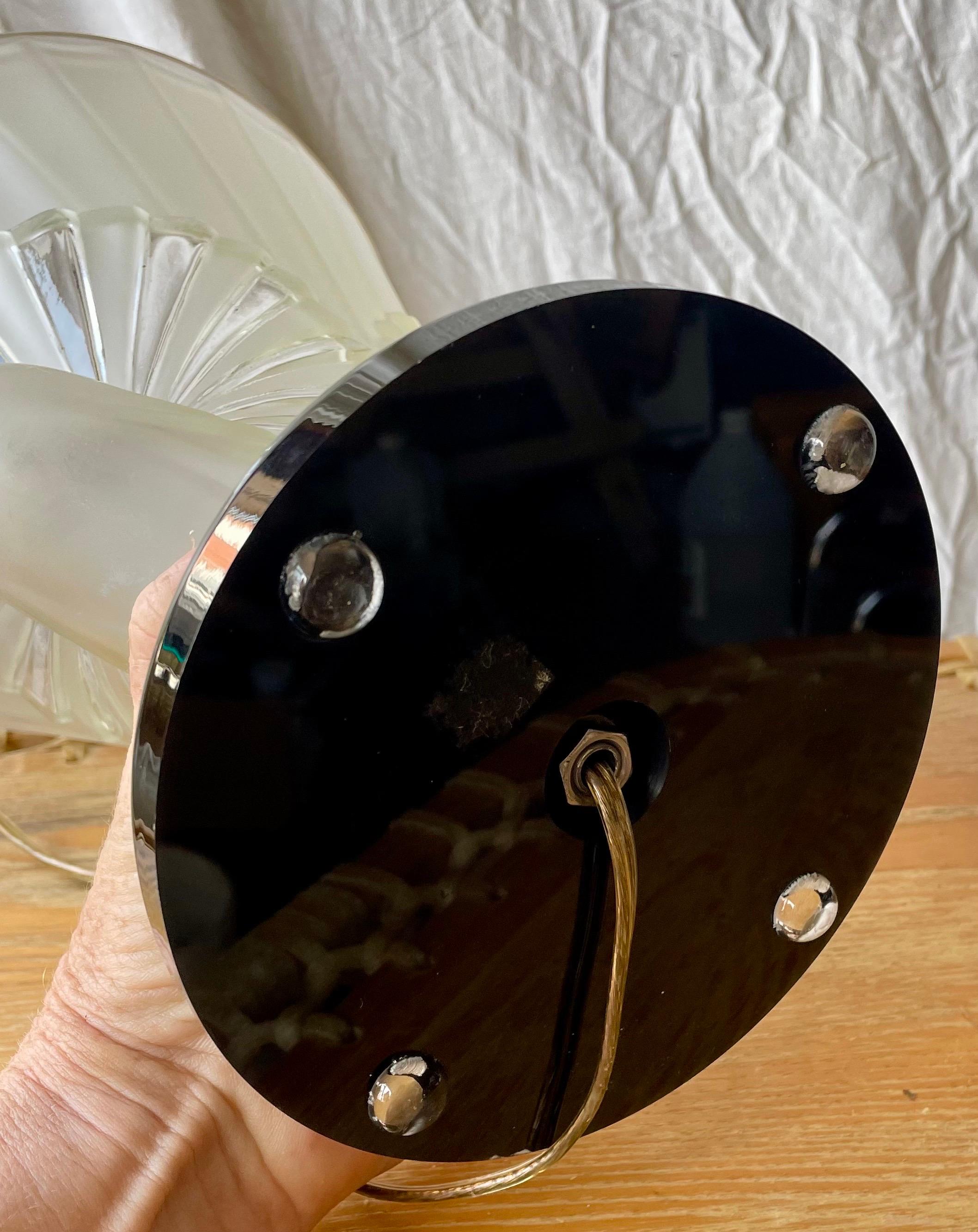 CVV Vianne France Mid Century Deco Lucite Bird Peacock Pheasant Table Lamp For Sale 6