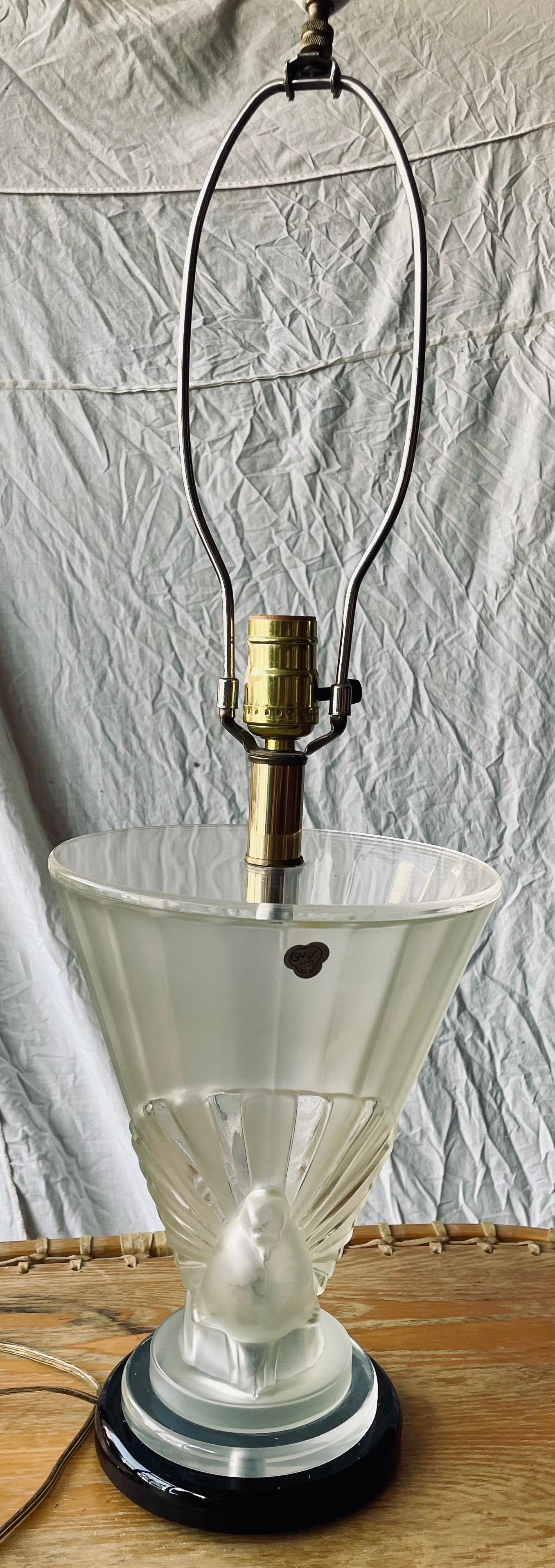 CVV Vianne France Mid Century Deco Lucite Bird Peacock Pheasant Table Lamp For Sale 1