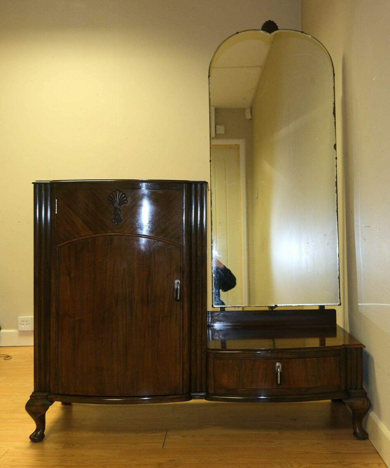 English C.W.S Art Deco Walnut Dressing Table on Cabriole Legs Full Mirror & Three Drawer For Sale