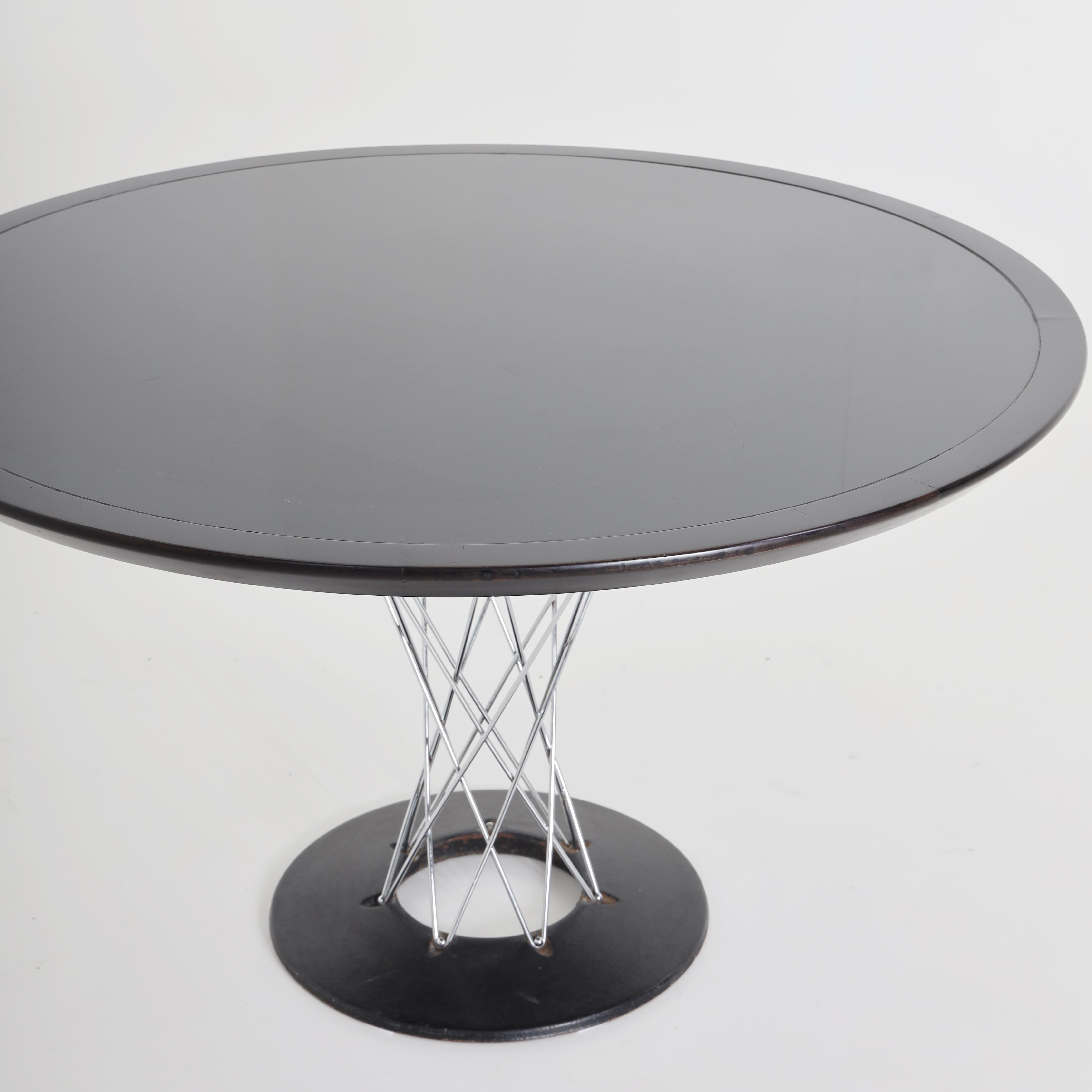 Italian Cyclone Center Table by Isamu Noguchi for Knoll, Italy 1960s For Sale