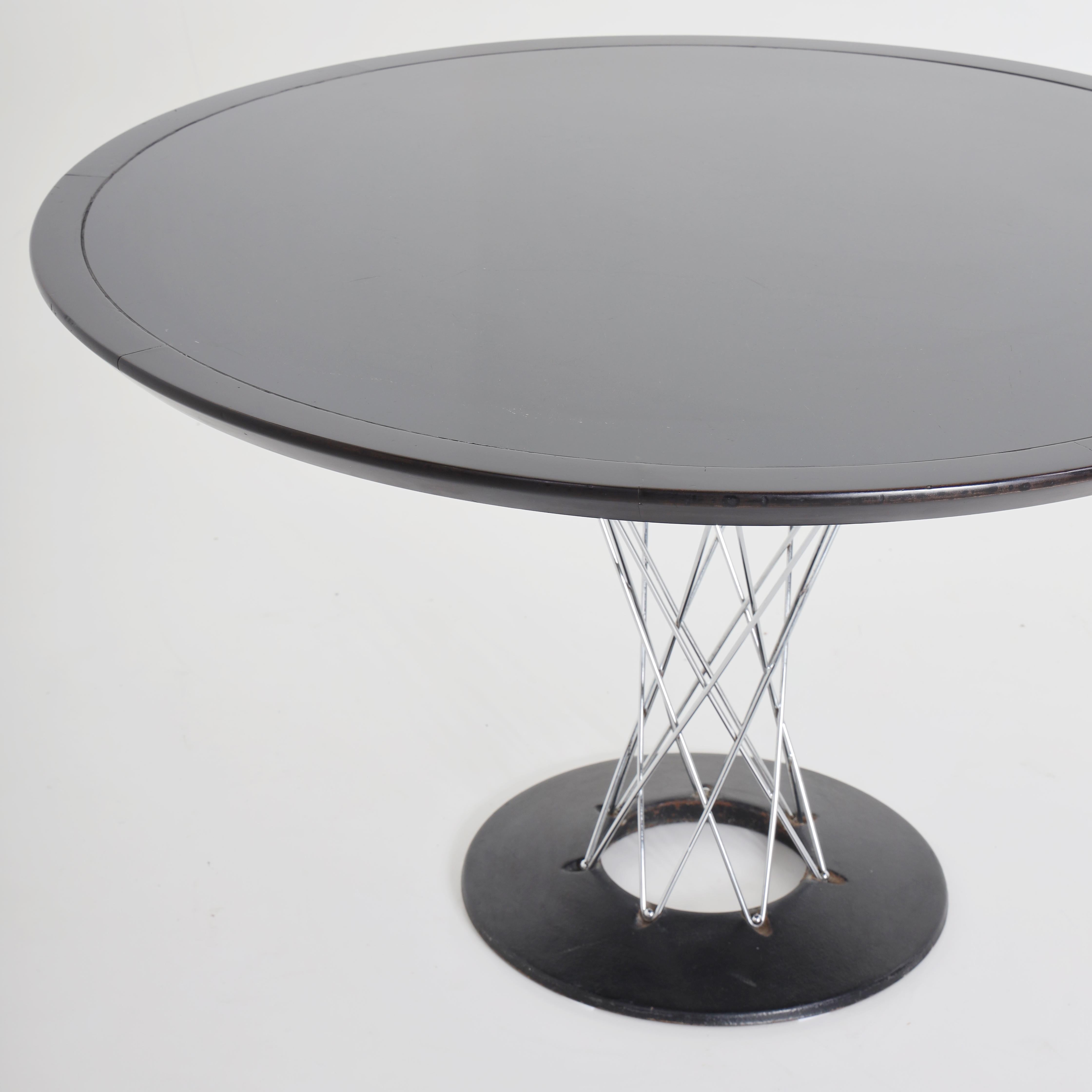 Cyclone Center Table by Isamu Noguchi for Knoll, Italy 1960s In Good Condition For Sale In New York, NY