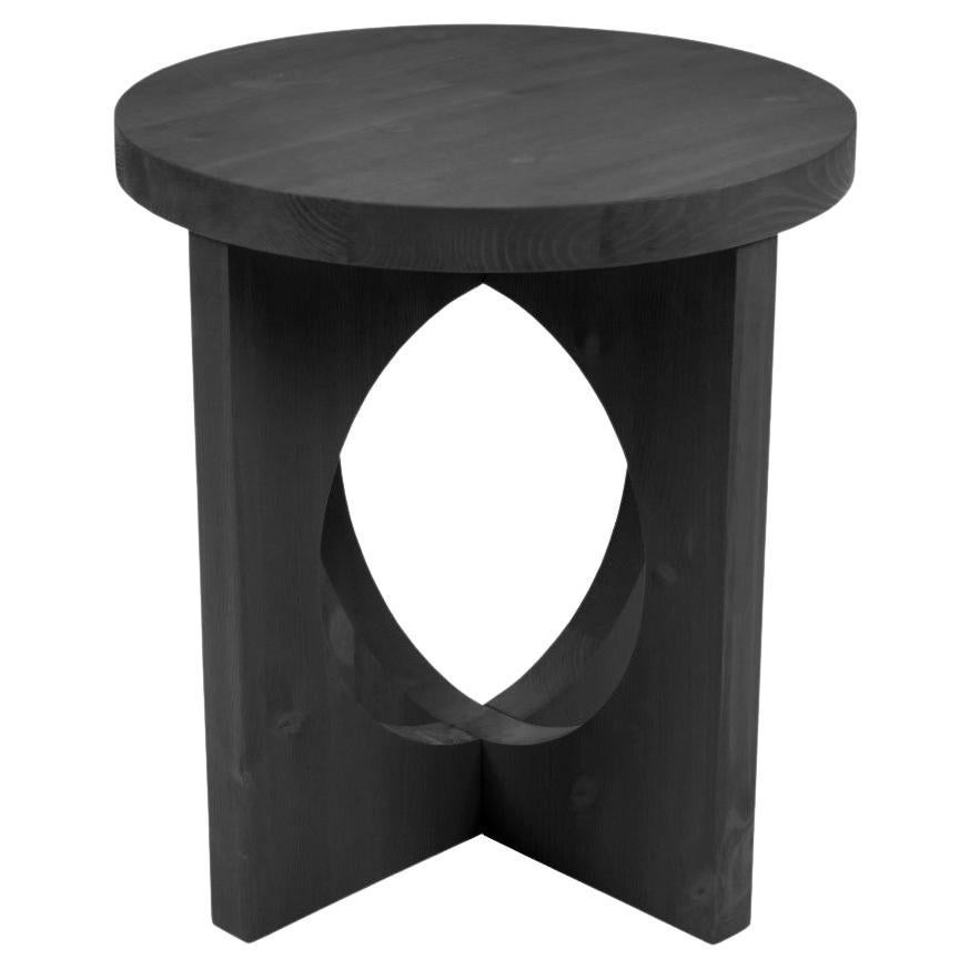 Tavolo Cyclop 405 di Anderssen & Voll in impiallacciato di betulla laccato