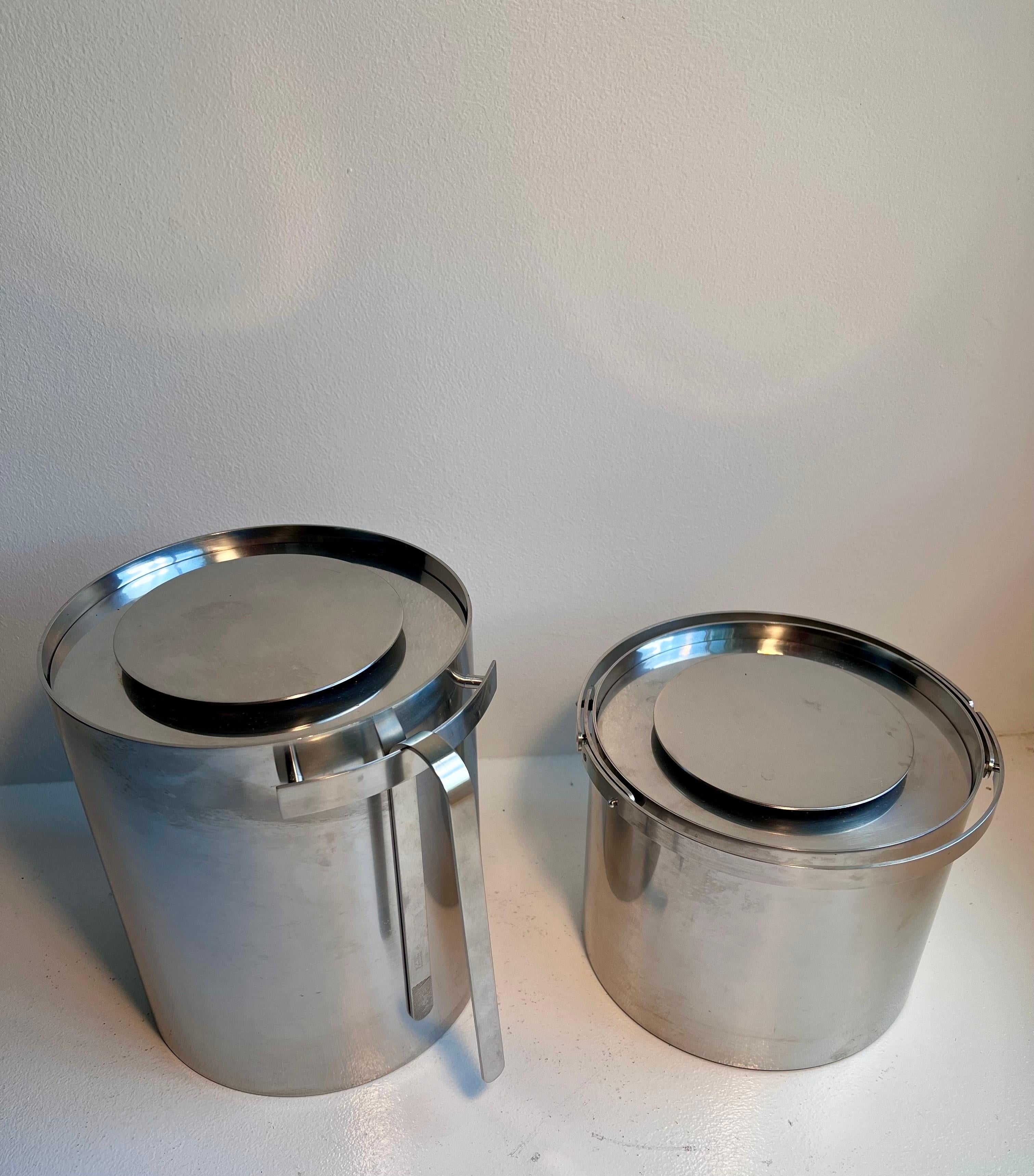 Cylinda Champagne Cooler & Ice Bucket by Arne Jacobsen for Stelton In Good Condition In Philadelphia, PA