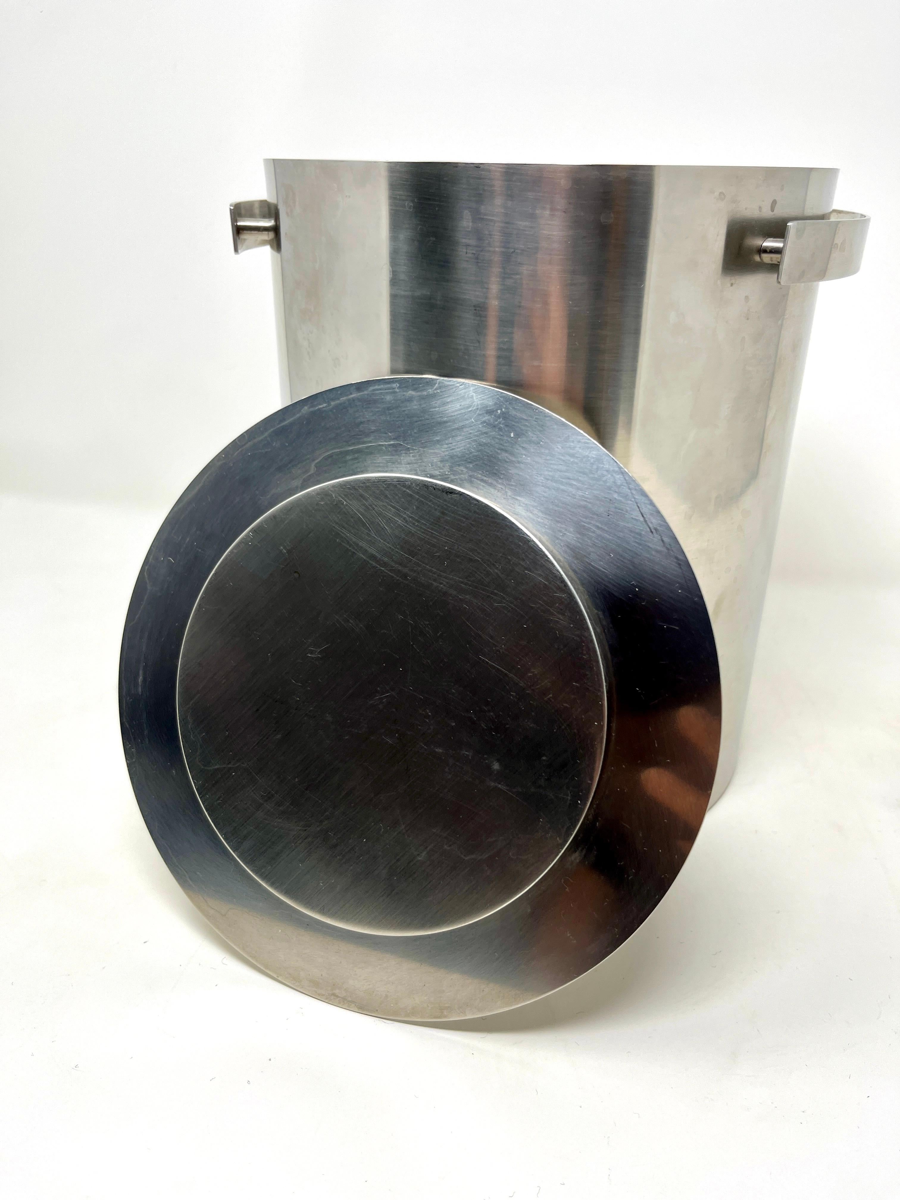 Cylinda Line Champañera MCM de acero inoxidable de Arne Jacobsen para Stelton Danés en venta