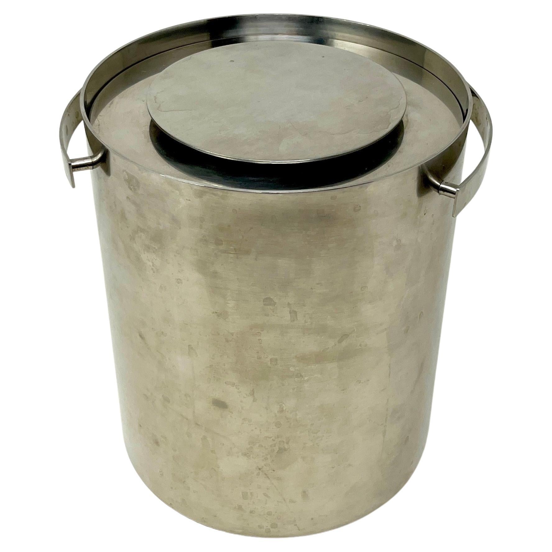 Raffreddatore per champagne MCM in acciaio inossidabile della linea Cylinda di Arne Jacobsen per Stelton