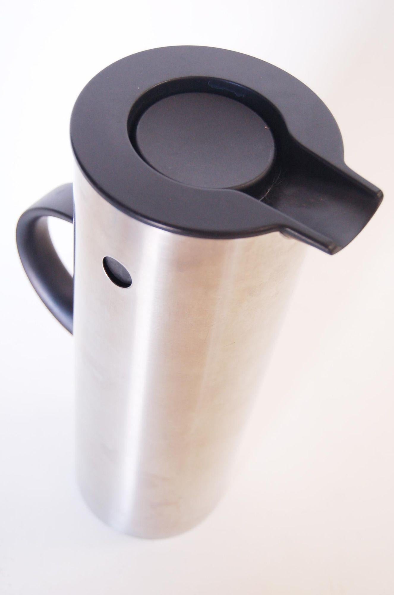 Metal Cylinda Line Thermal Pitcher Erik Magnussen for Stelton, Made in Denmark For Sale