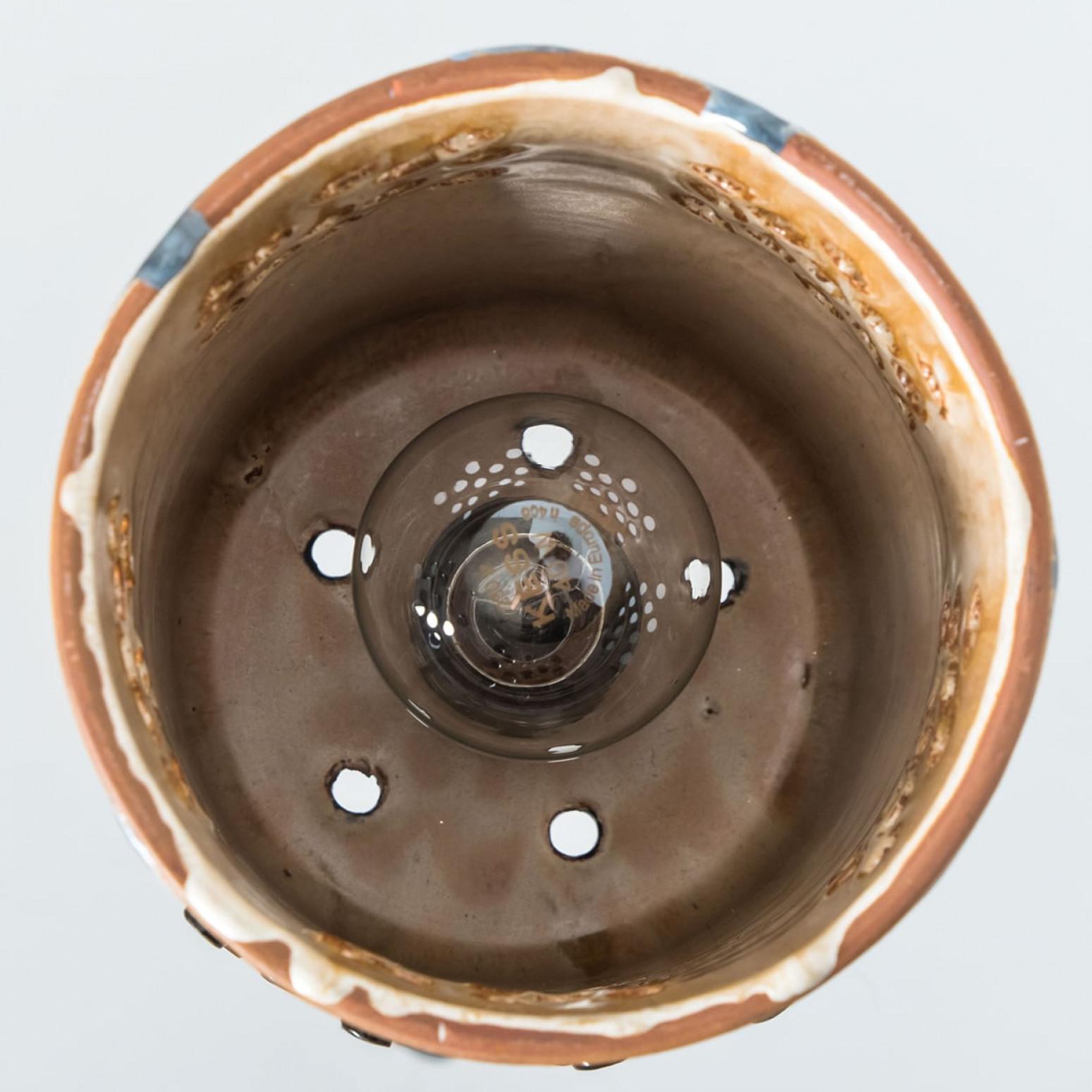 Ceramica Lampada a sospensione cilindrica in ceramica marrone, Danimarca, 1970 in vendita
