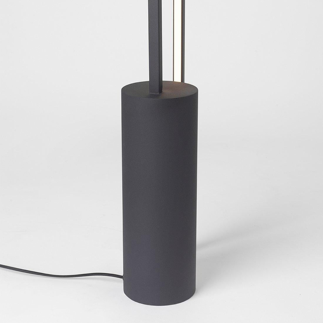 Moderne Lampadaire cylindrique de Kristina Dam Studio en vente