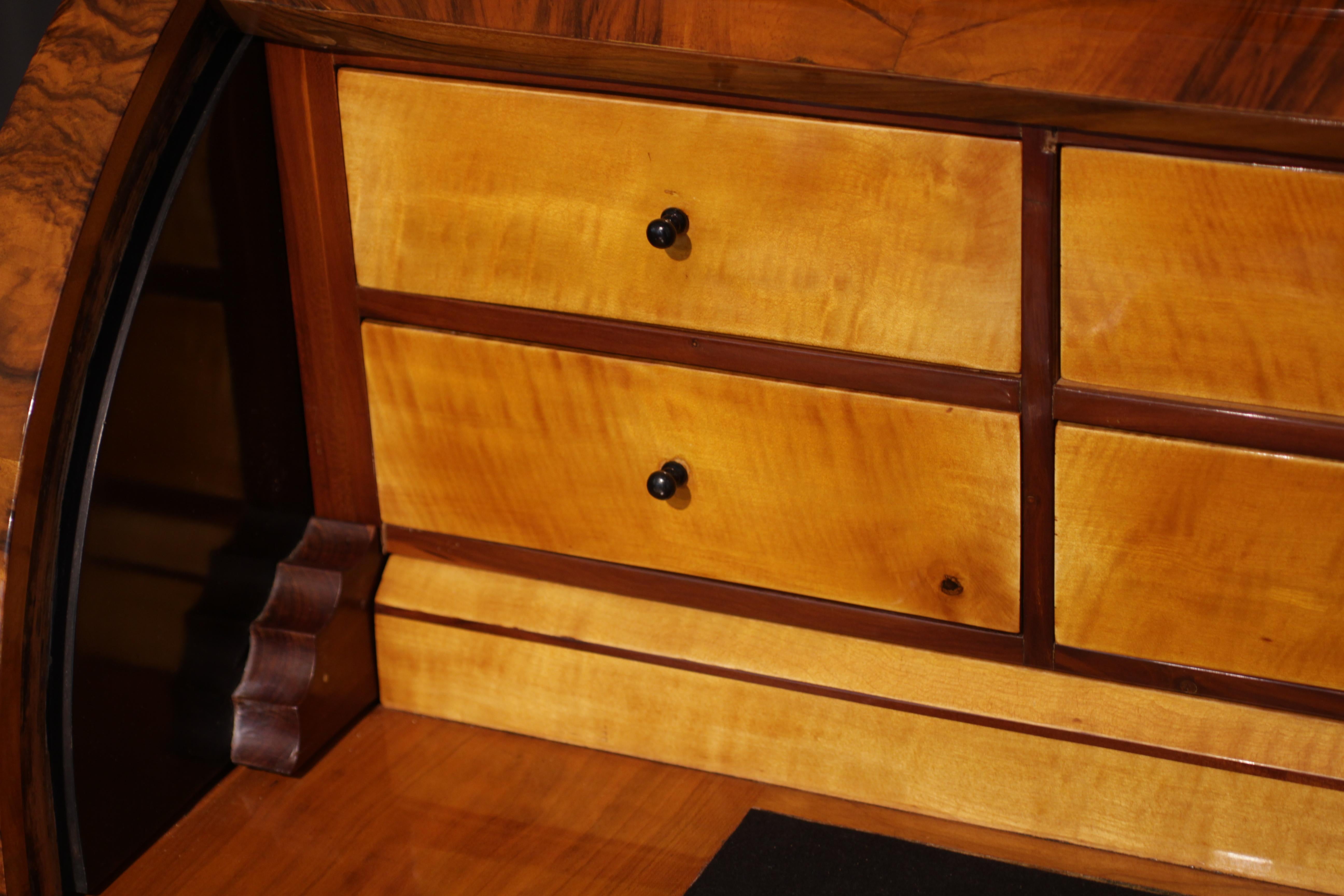 Early 19th Century Cylinder Secretaire, Walnut, South Germany, circa 1820