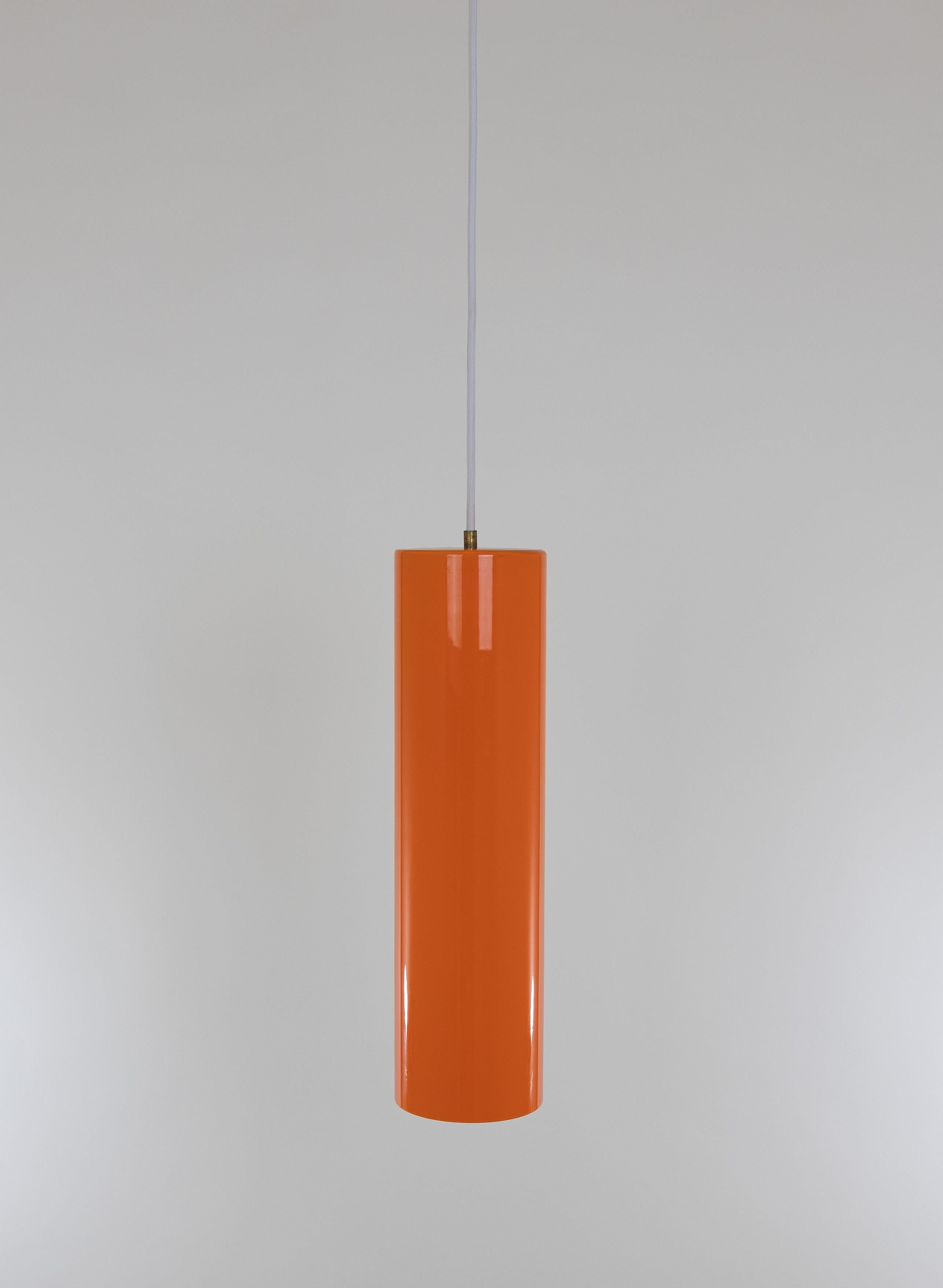 Cylinder Shaped Orange Murano Glass Pendant by Venini, 1950s In Good Condition For Sale In Rotterdam, NL