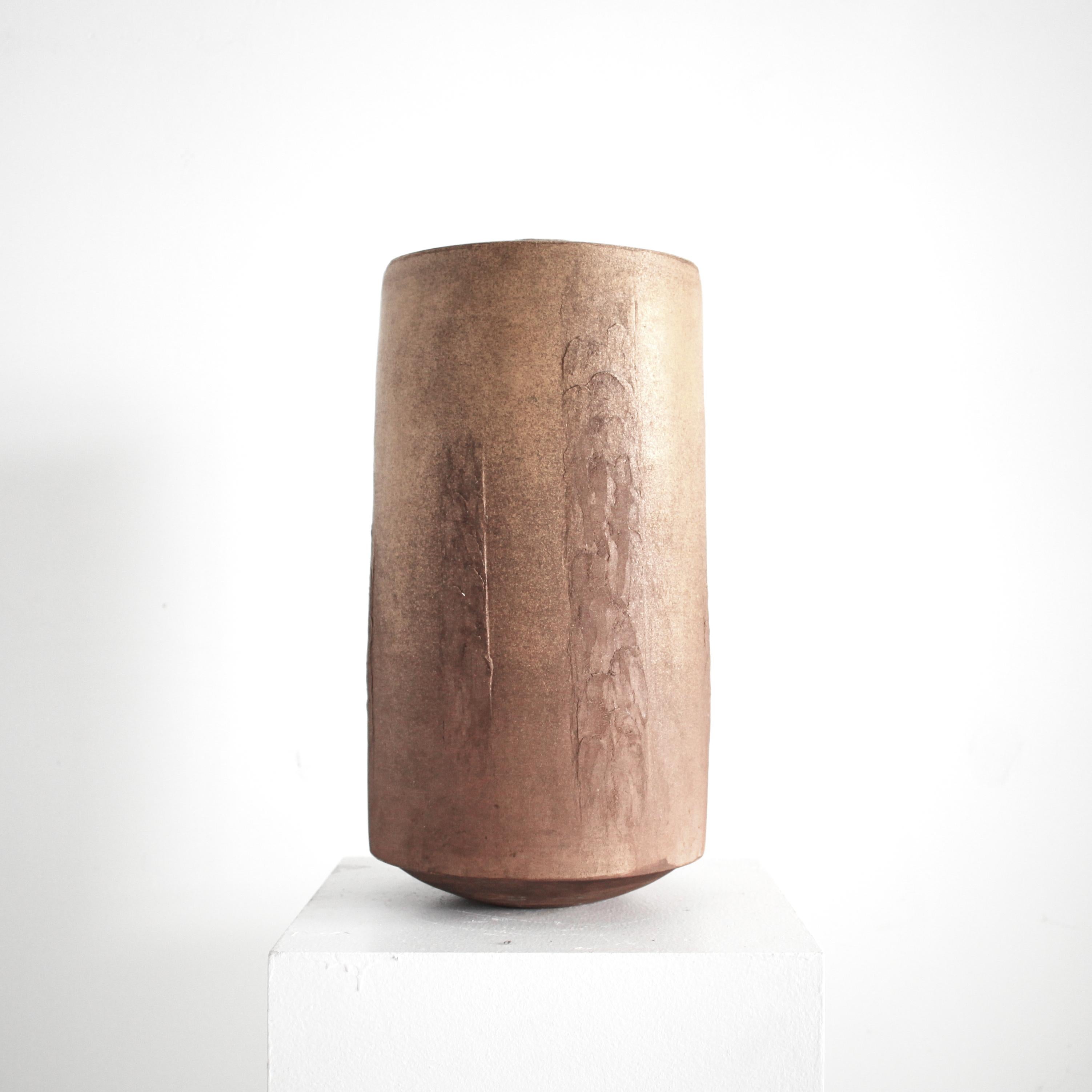 Giapponese Vaso cilindrico 70S in ceramica Japanese Studio in vendita