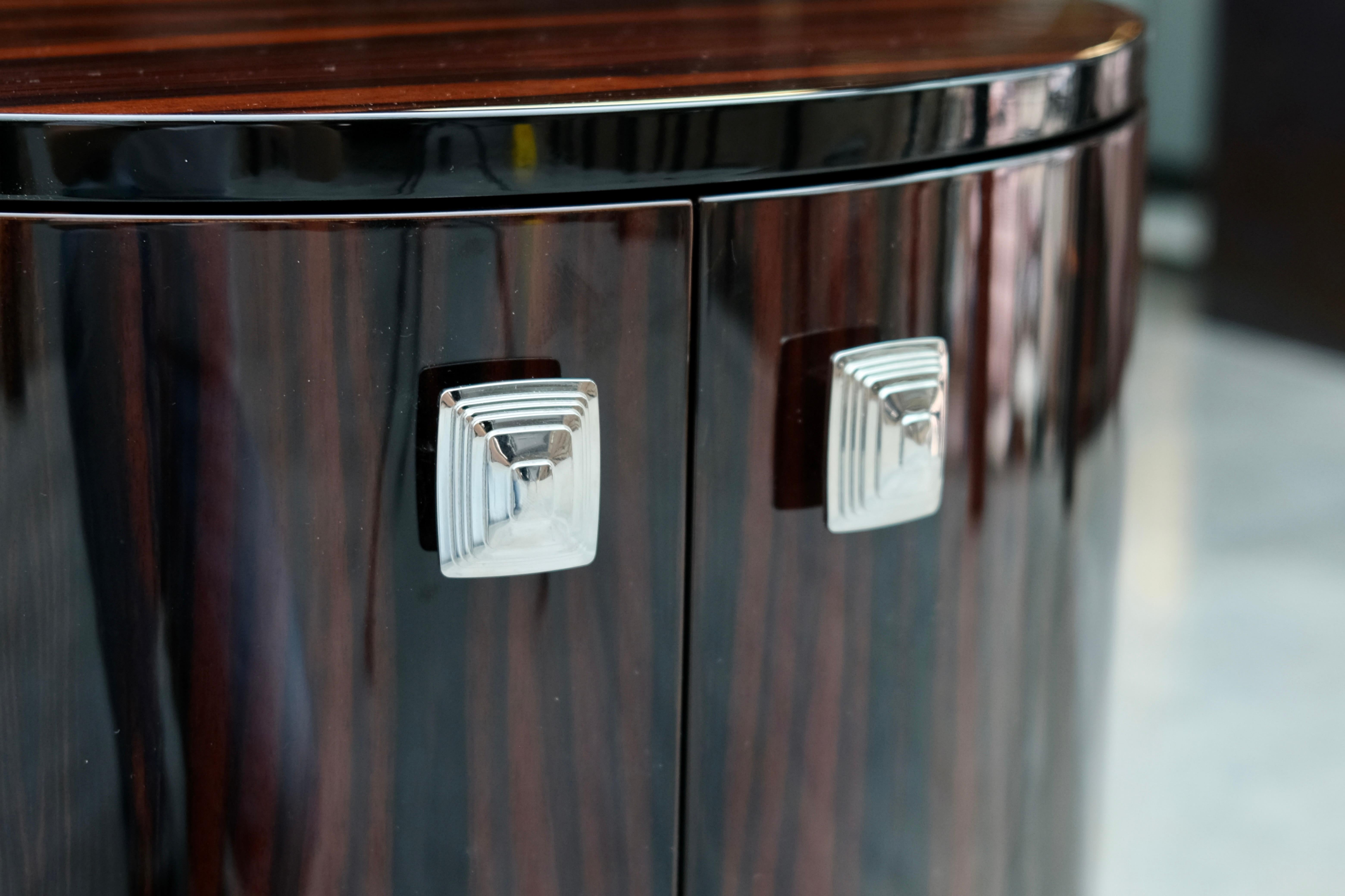 Contemporary Cylindrical Art Deco Style Side Table in Macassar Wood and Customizable Size For Sale