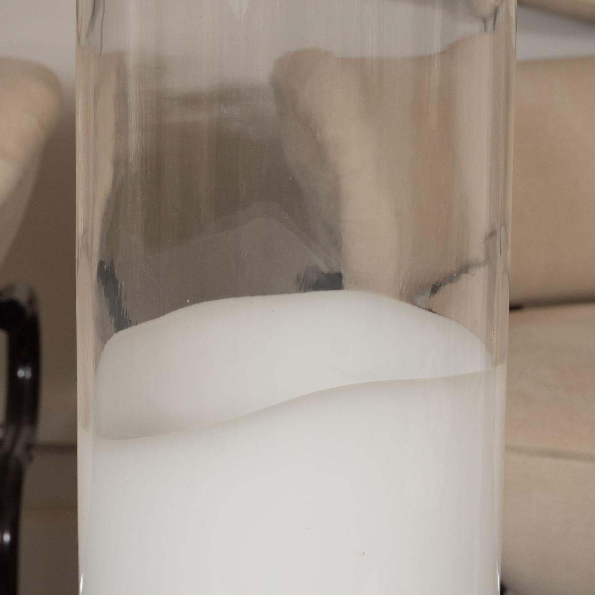 italien Vase cylindrique transparent de Murano en vente