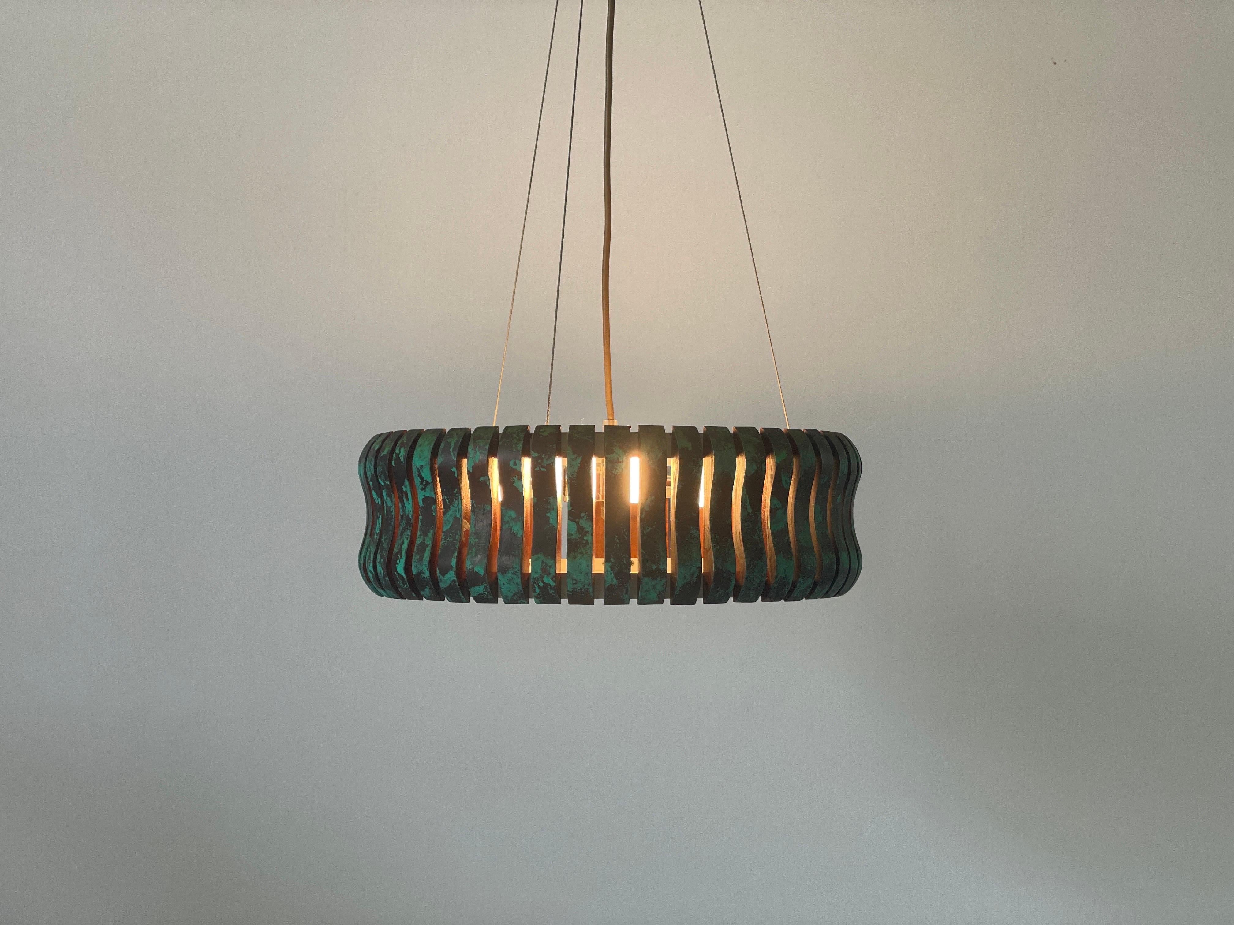 Lampada a sospensione cilindrica a 3 prese in metallo verde e nero, anni '70, Germania in vendita 6