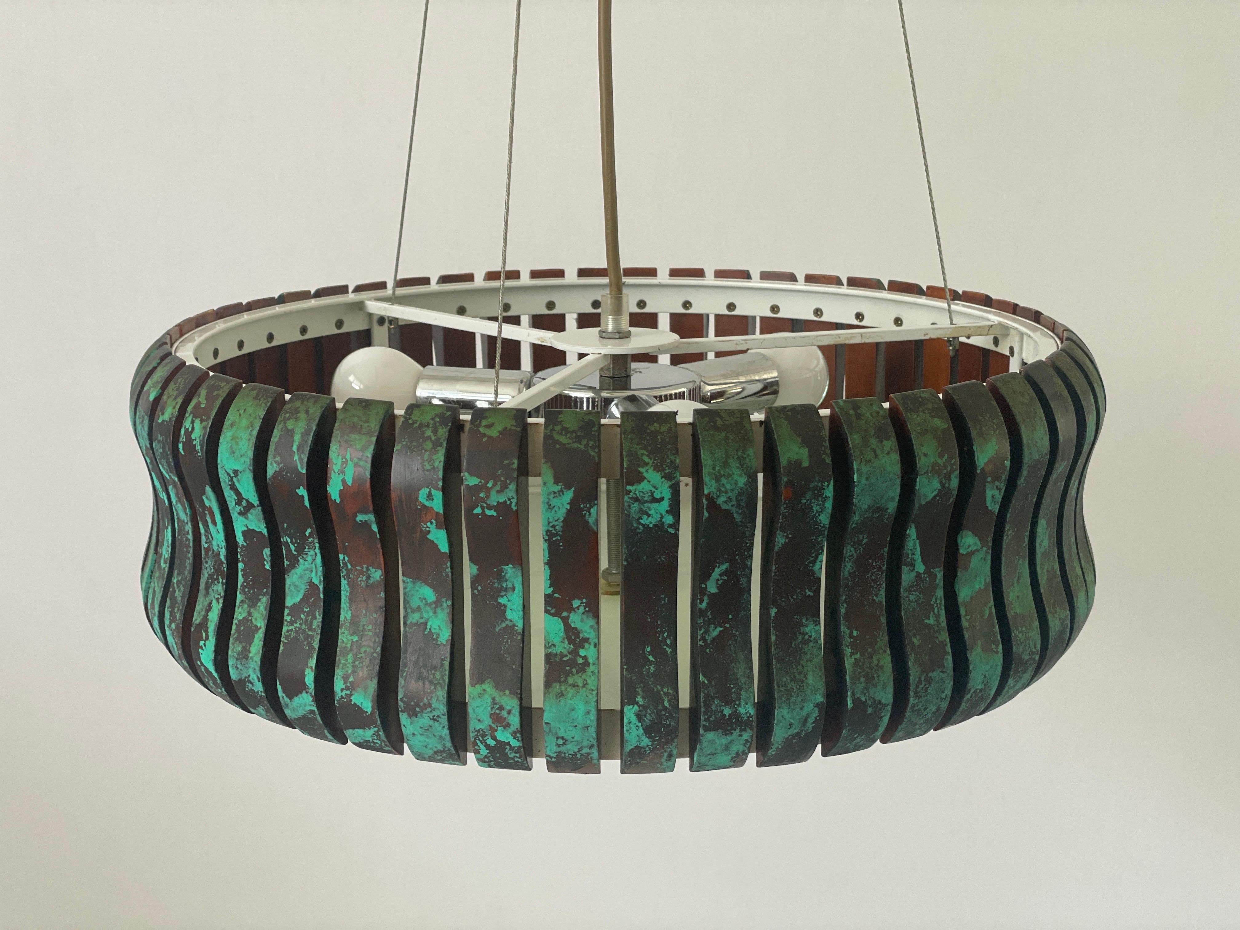 Lampada a sospensione cilindrica a 3 prese in metallo verde e nero, anni '70, Germania In condizioni ottime in vendita a Hagenbach, DE