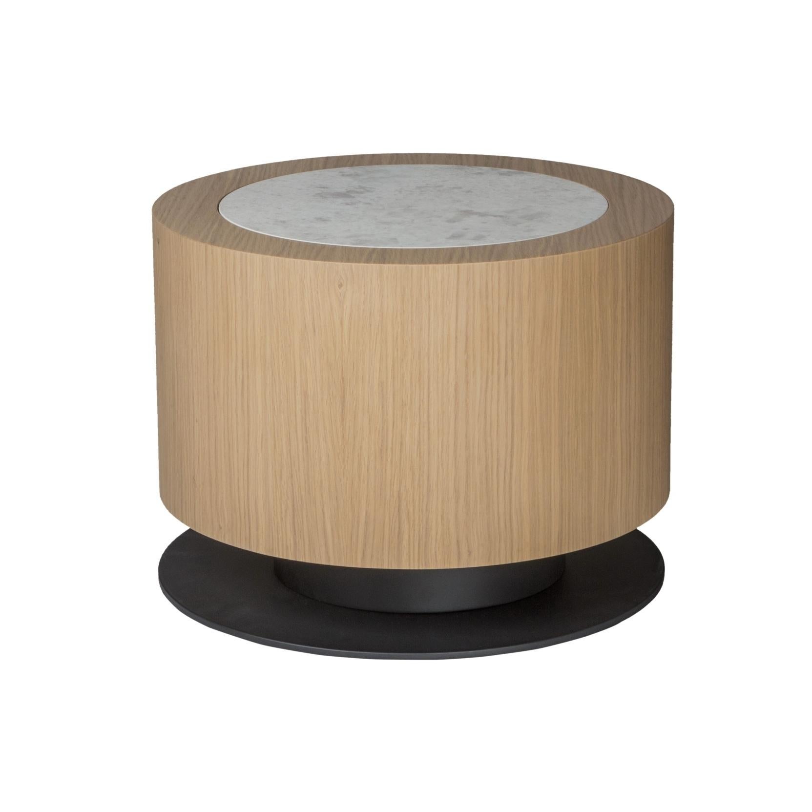 Ensemble de 4 tables basses cylindriques en bois ou en laque. en vente 2