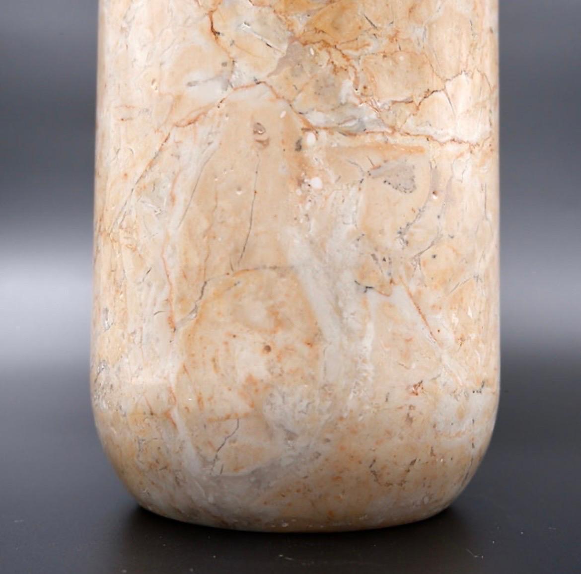 Contemporary Cylindrical marble vase with fossil pattern For Sale
