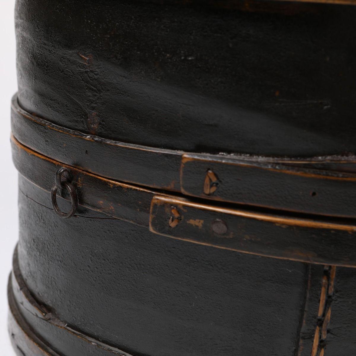 Cylindrical Side Tables, Former Stackable Food Storage Boxes in Black Lacquer In Good Condition For Sale In Kastrup, DK