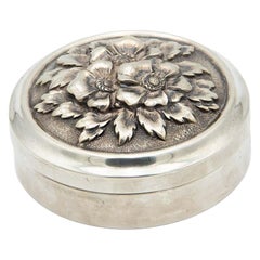 Cylindrical silver jewelry box