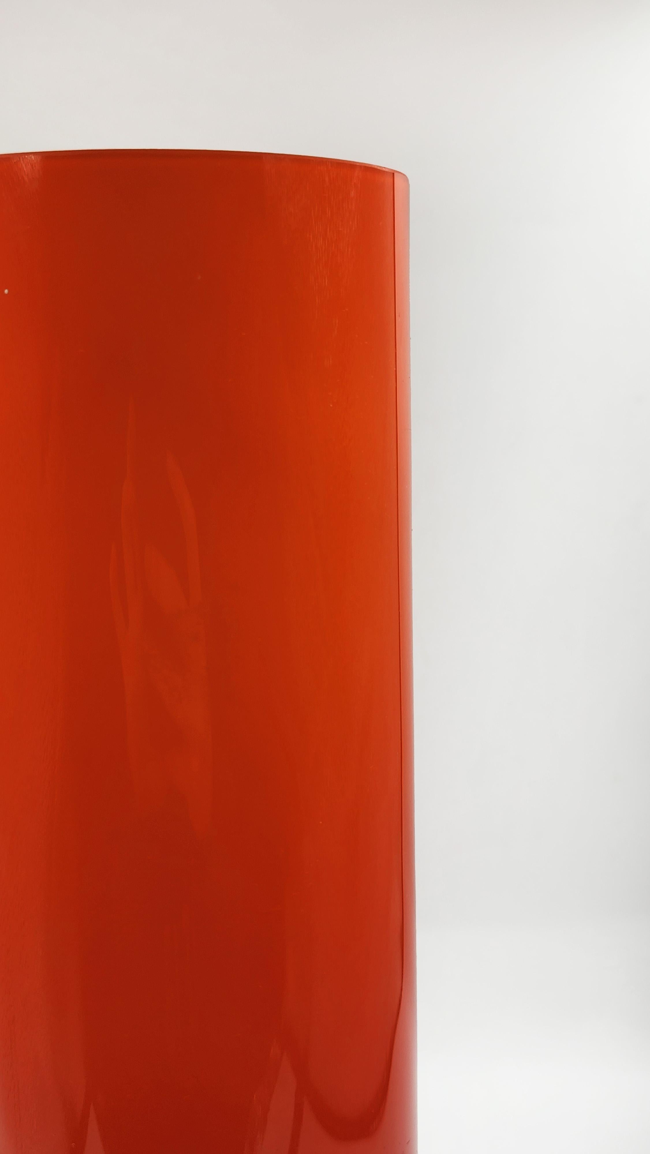 Fait main Vase cylindrique en verre artistique en vente