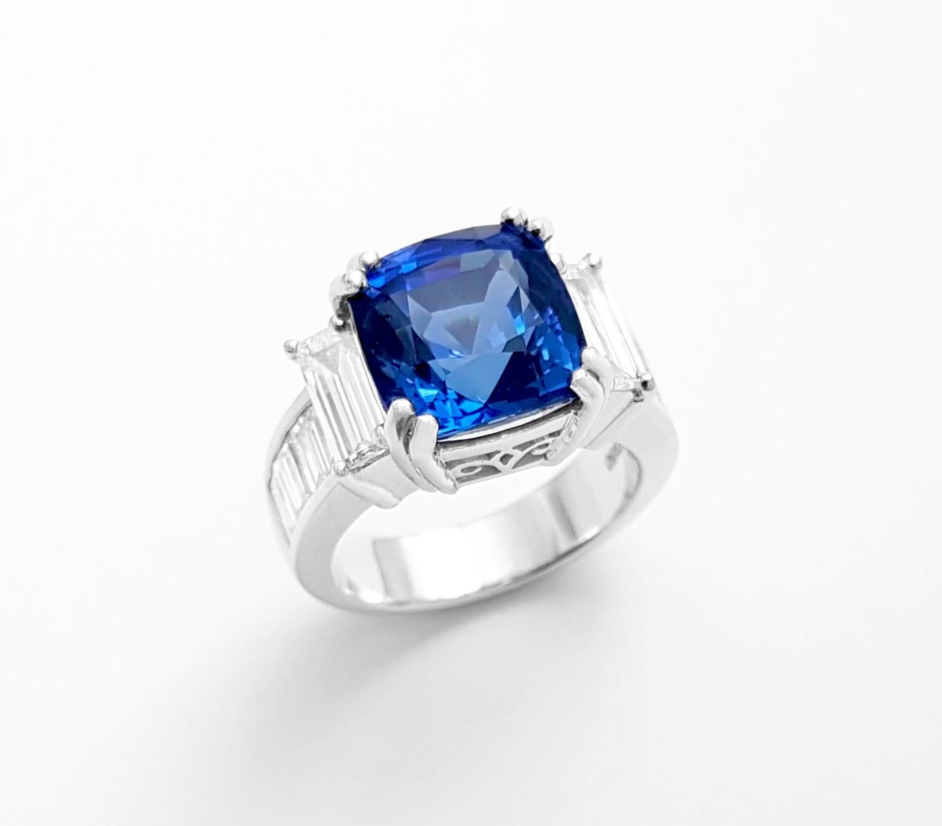 Zylonblauer Saphir mit Diamantring aus Platin 950 in Platinfassungen gefasst im Angebot 2