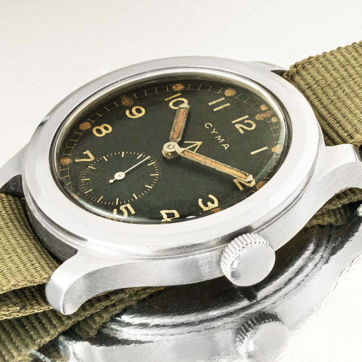 Cyma Dirty Dozen WWII Military Steel Bon état - En vente à Mayfair, London, London
