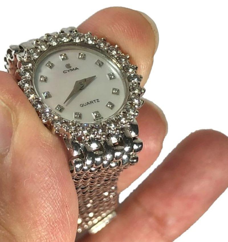 CYMA Schweizer Damenarmbanduhr aus Weißgold, Diamanten und Perlmutt (Brillantschliff)