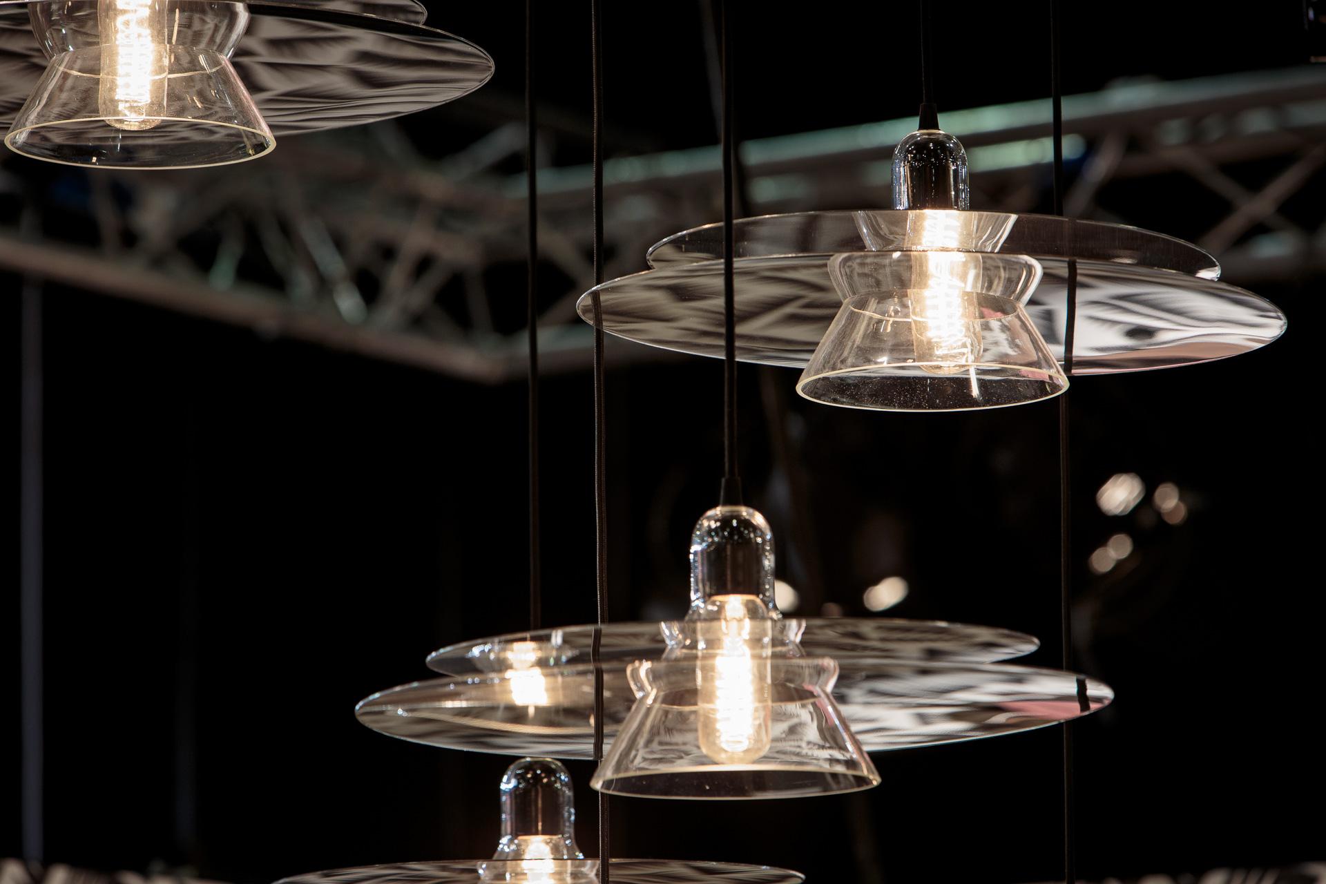 XXIe siècle et contemporain Lampe à suspension Cymbal chromée en vente