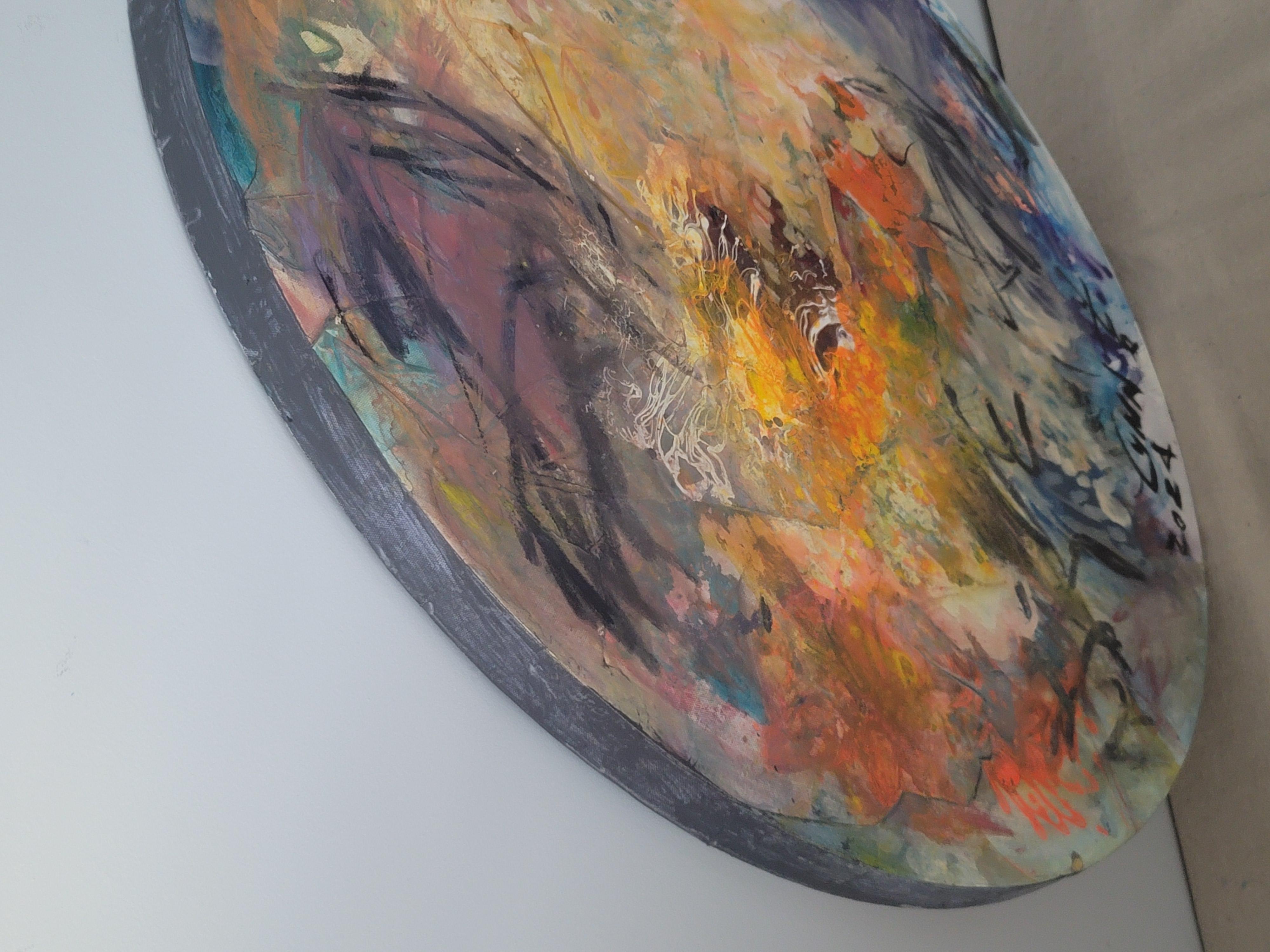 Cymn Wong’s style of mixed media paintings are developed alongside with pastel, crayon, acrylic and ink.  Rooted from traditional Chinese ink-brush painting to contemporary New York Abstract Expressionism, Wong wields various free and fluent but