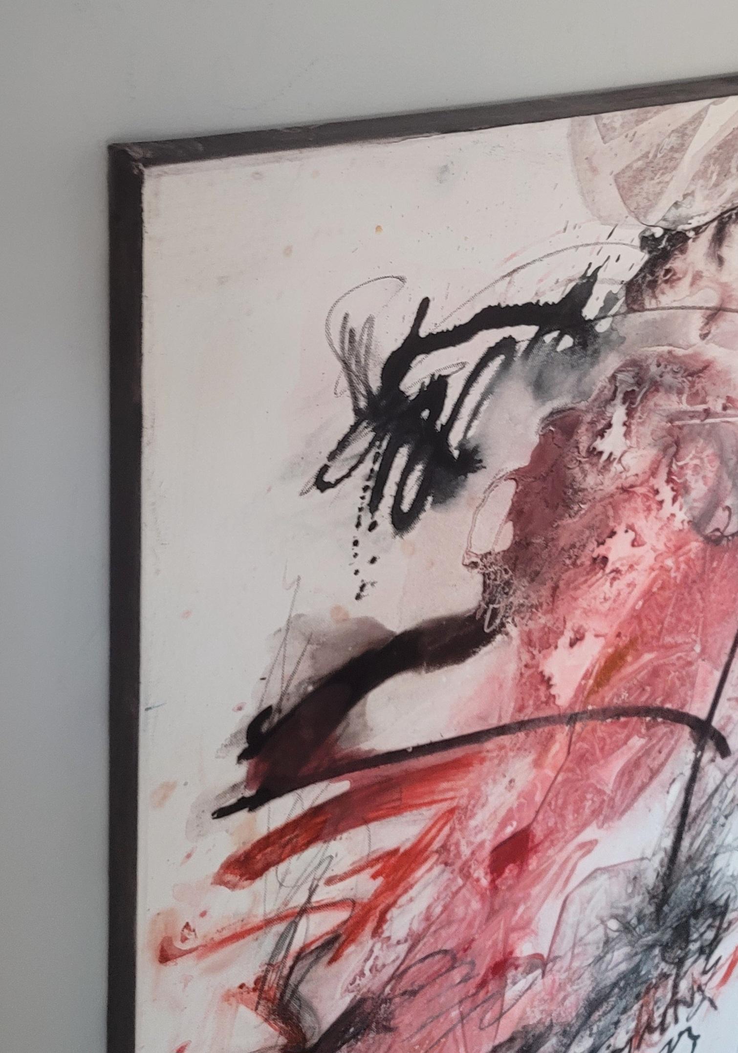 Lo stile dei dipinti a tecnica mista di Cymn Wong è sviluppato insieme a pastello, pastello, acrilico e inchiostro.  Affondando le sue radici nella tradizionale pittura cinese con pennello a inchiostro e nell'espressionismo astratto contemporaneo di
