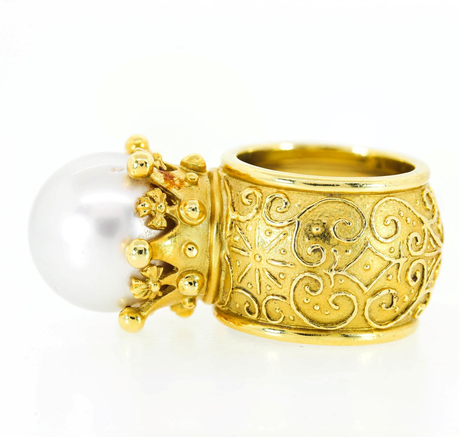 Neoclassical Cynthia Bach South Sea Pearl and Gold Ring