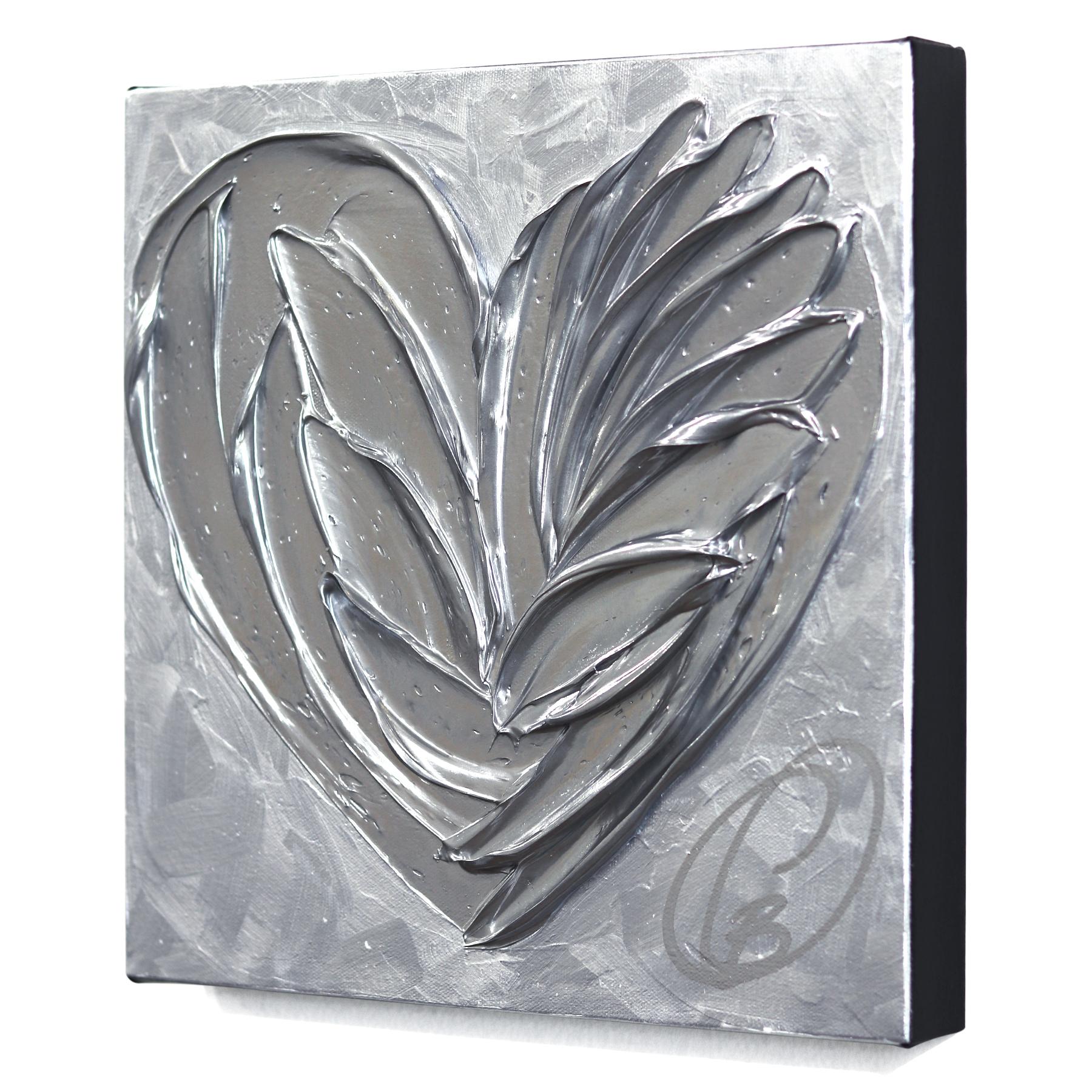 Silver Treasure - Impasto Original dicke Farbe strukturiertes Herz Kunstwerk auf Leinwand (Silber), Abstract Painting, von Cynthia Coulombe Bégin